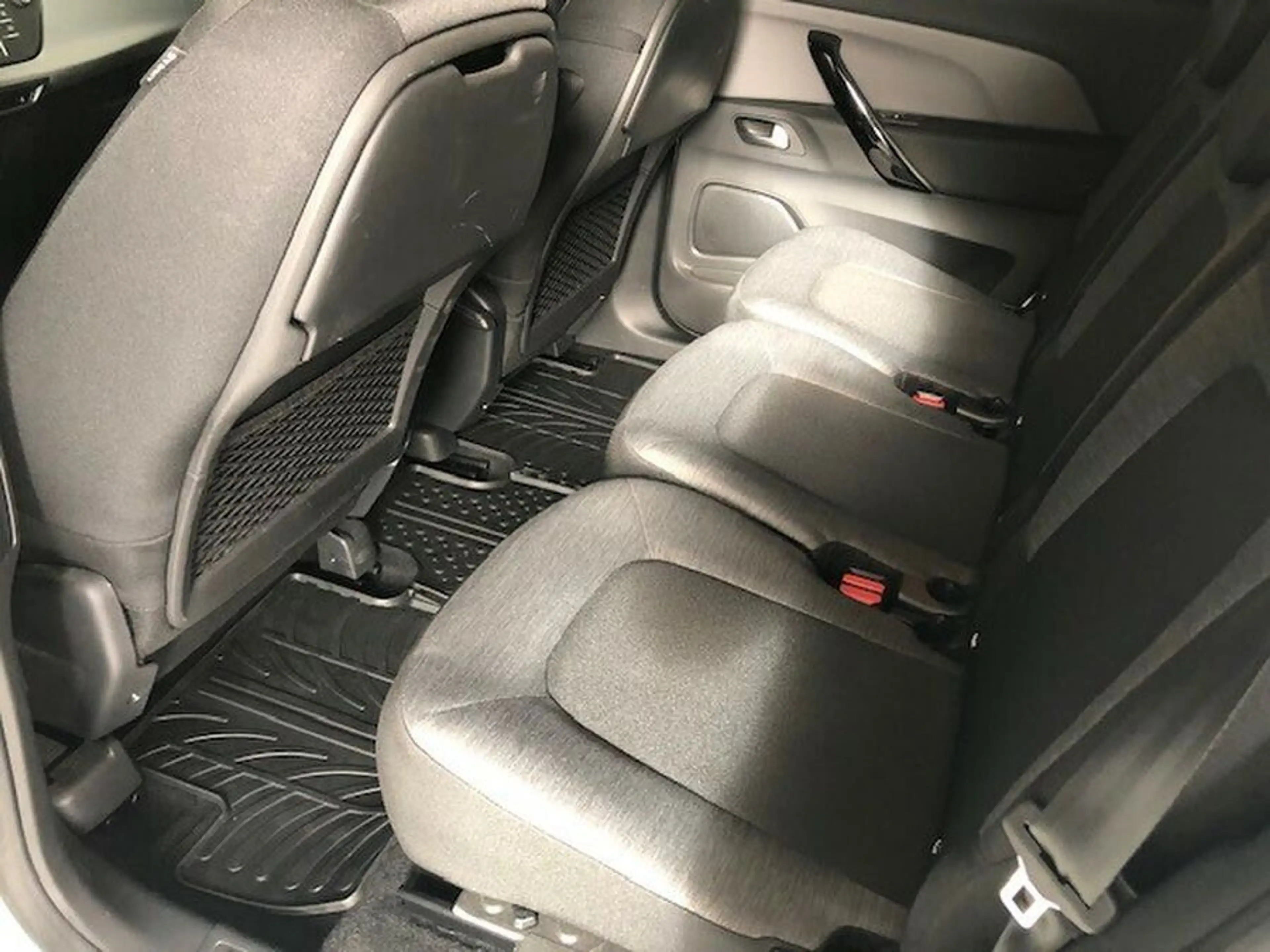 Citroen C4 Picasso Feel Edition — photo 12