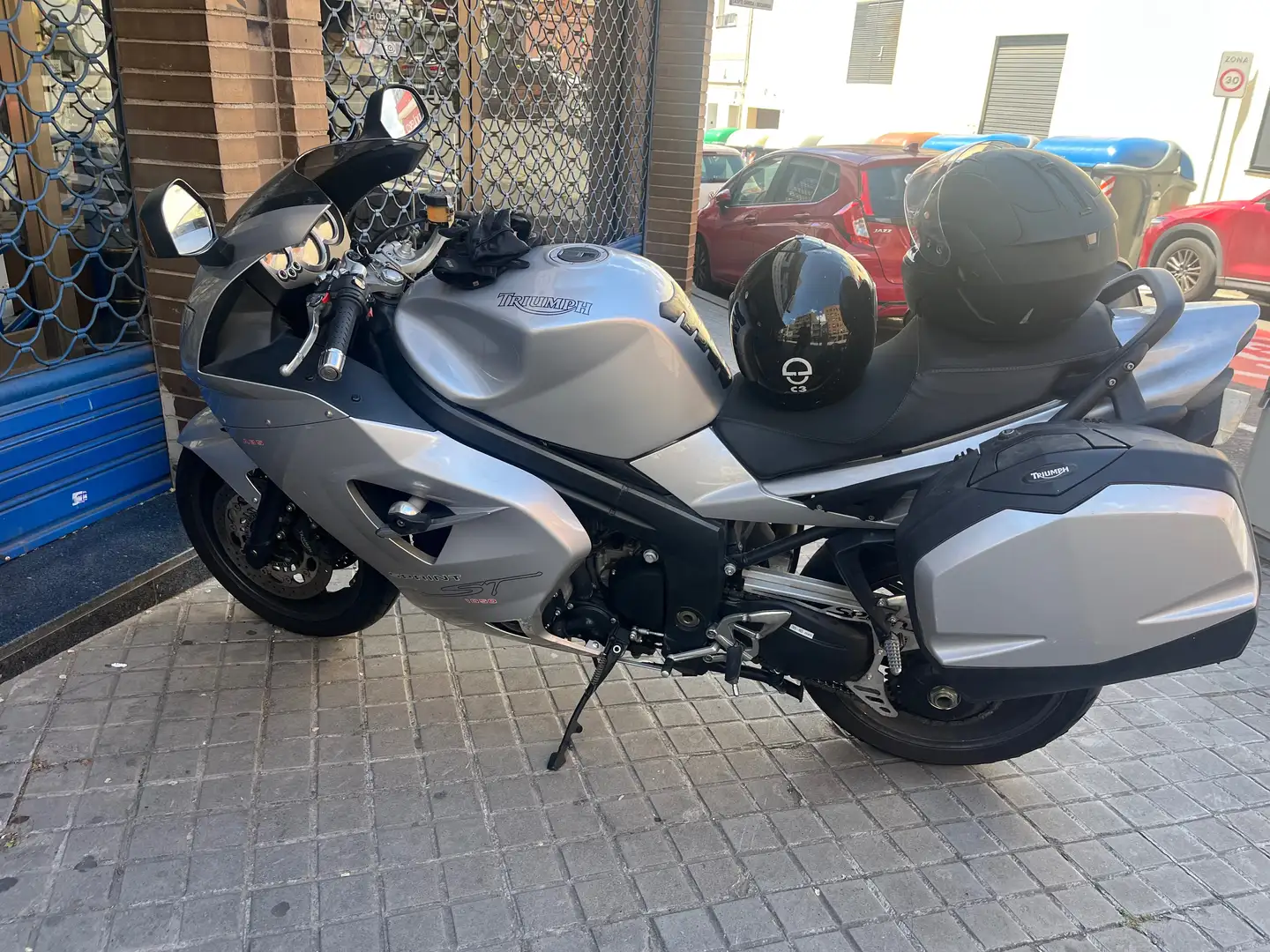 Triumph Sprint ST Sprint ST 1050 ABS Bej - 2