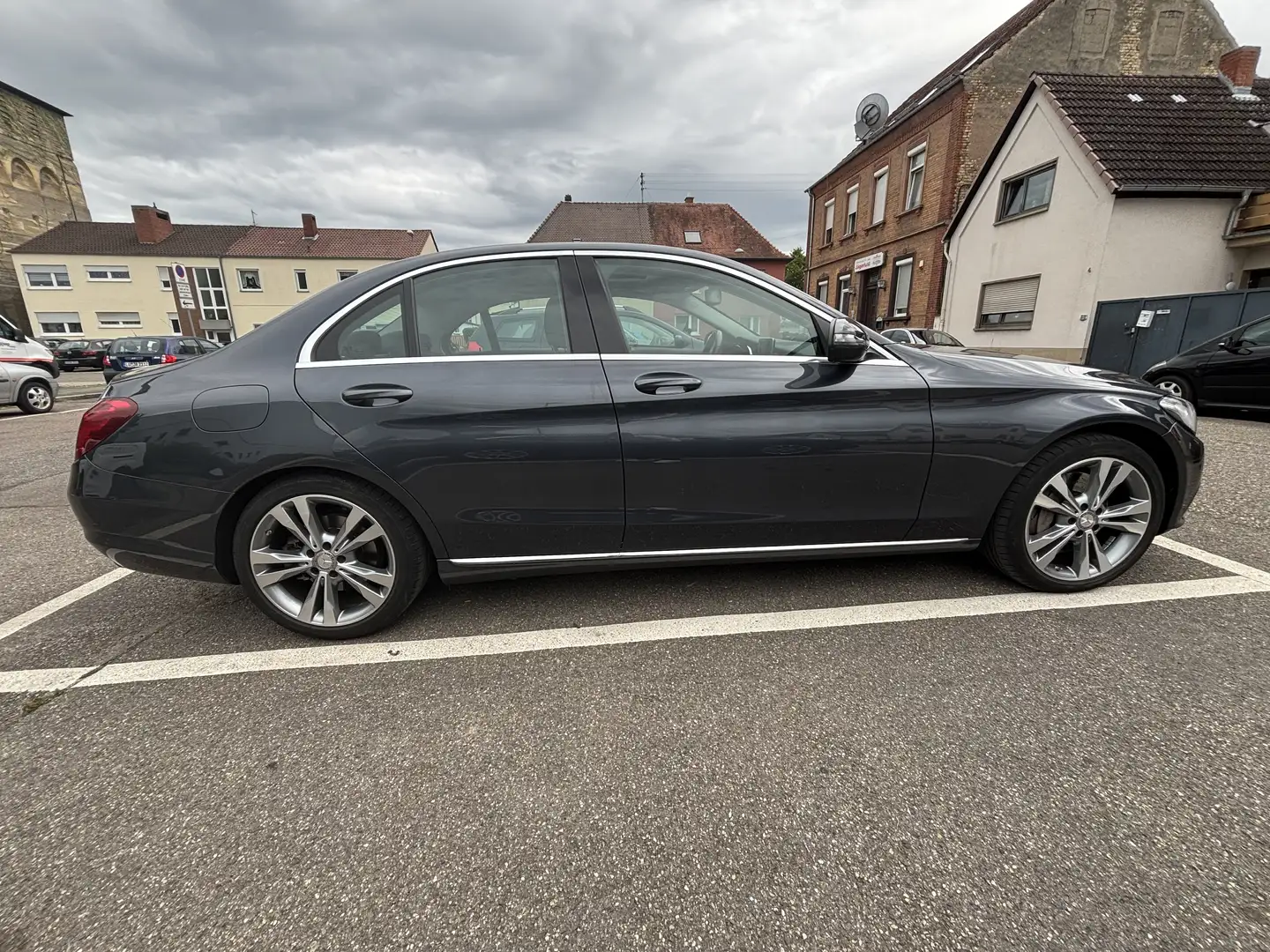 Mercedes-Benz C 400 4Matic 7G-TRONIC Avantgarde - 2