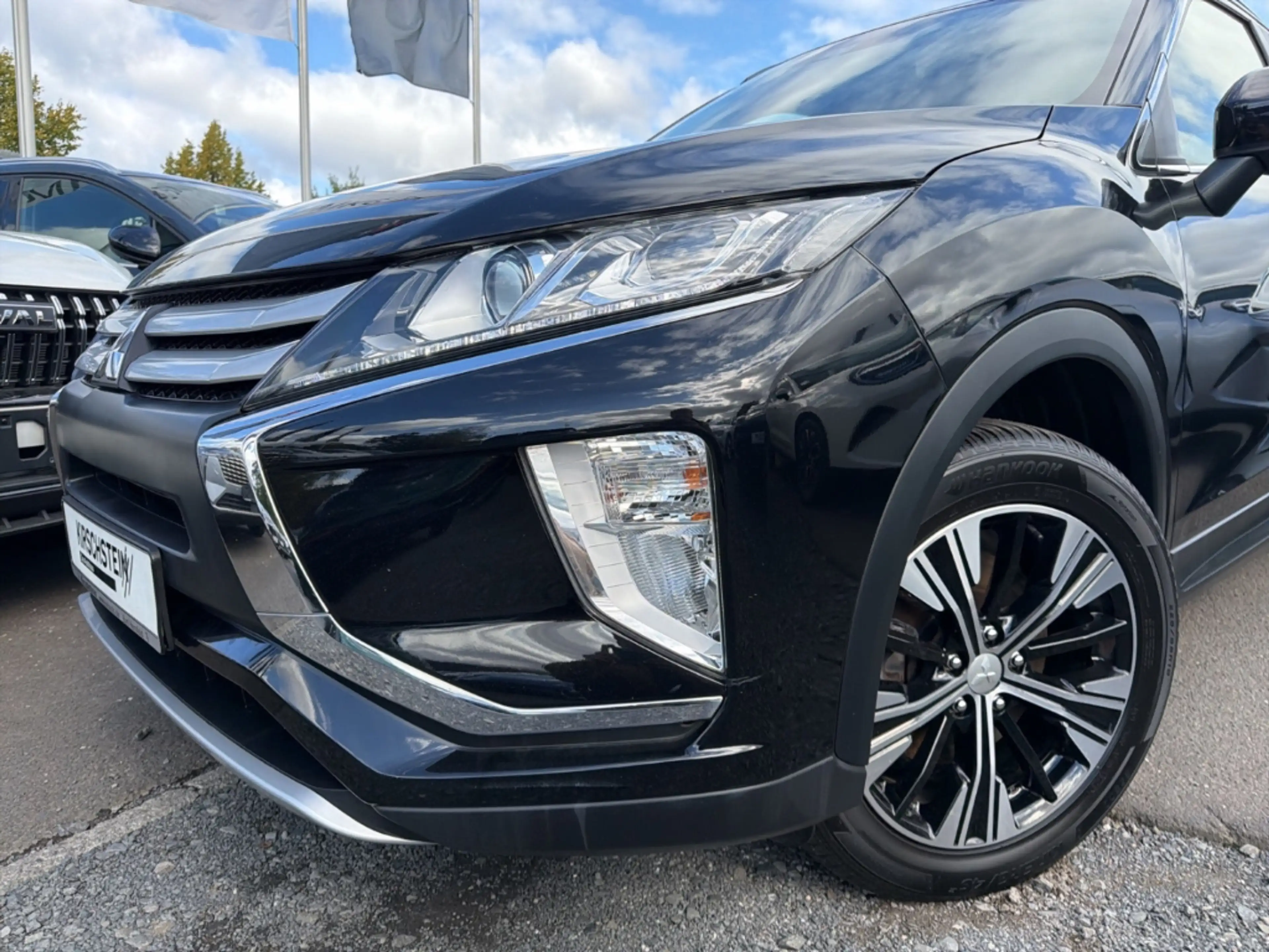 Mitsubishi Eclipse Cross Diamant Edition+ 2WD 1,5 MT App-Navi Kamera — photo 29