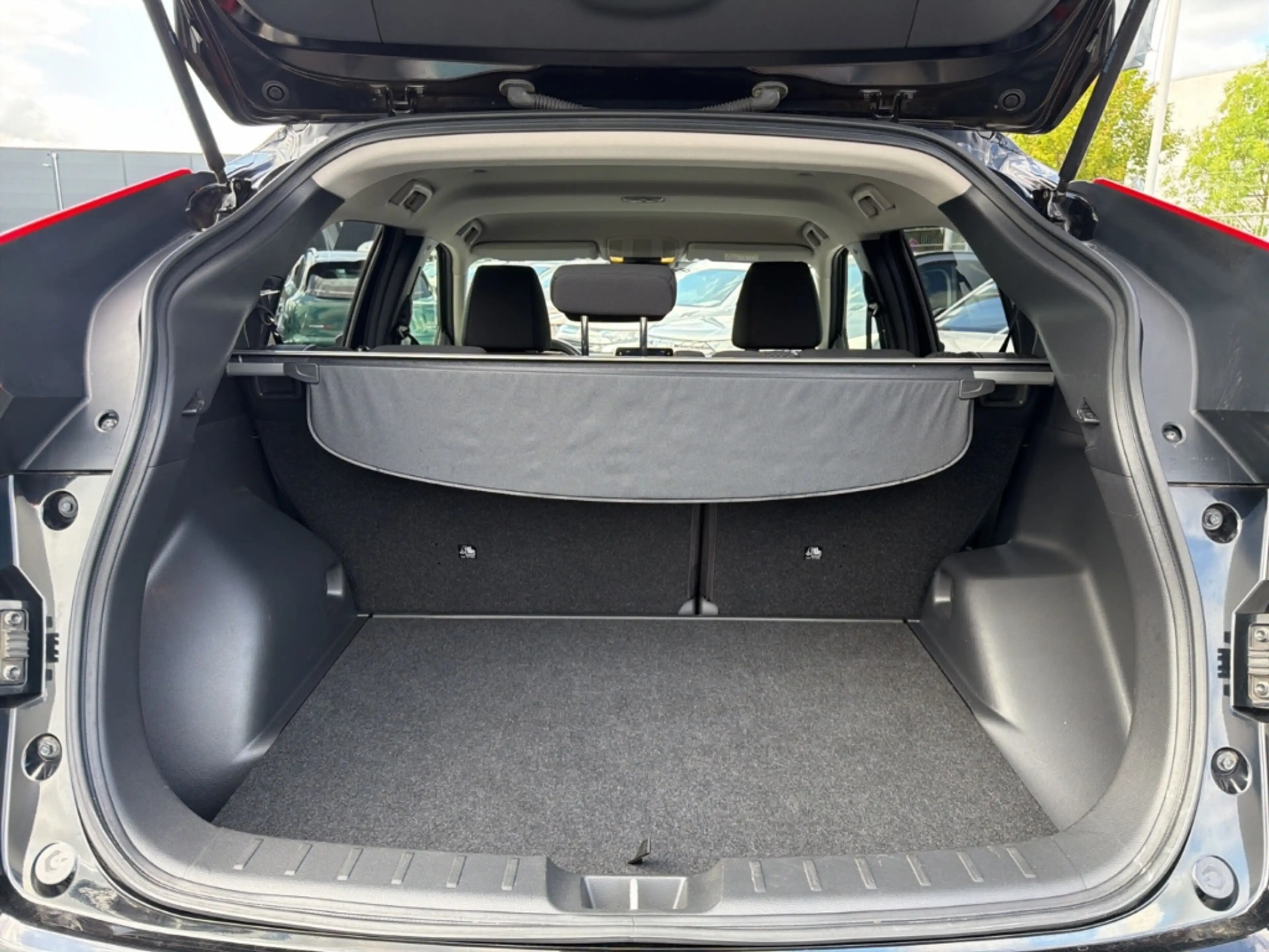 Mitsubishi Eclipse Cross Diamant Edition+ 2WD 1,5 MT App-Navi Kamera — photo 26