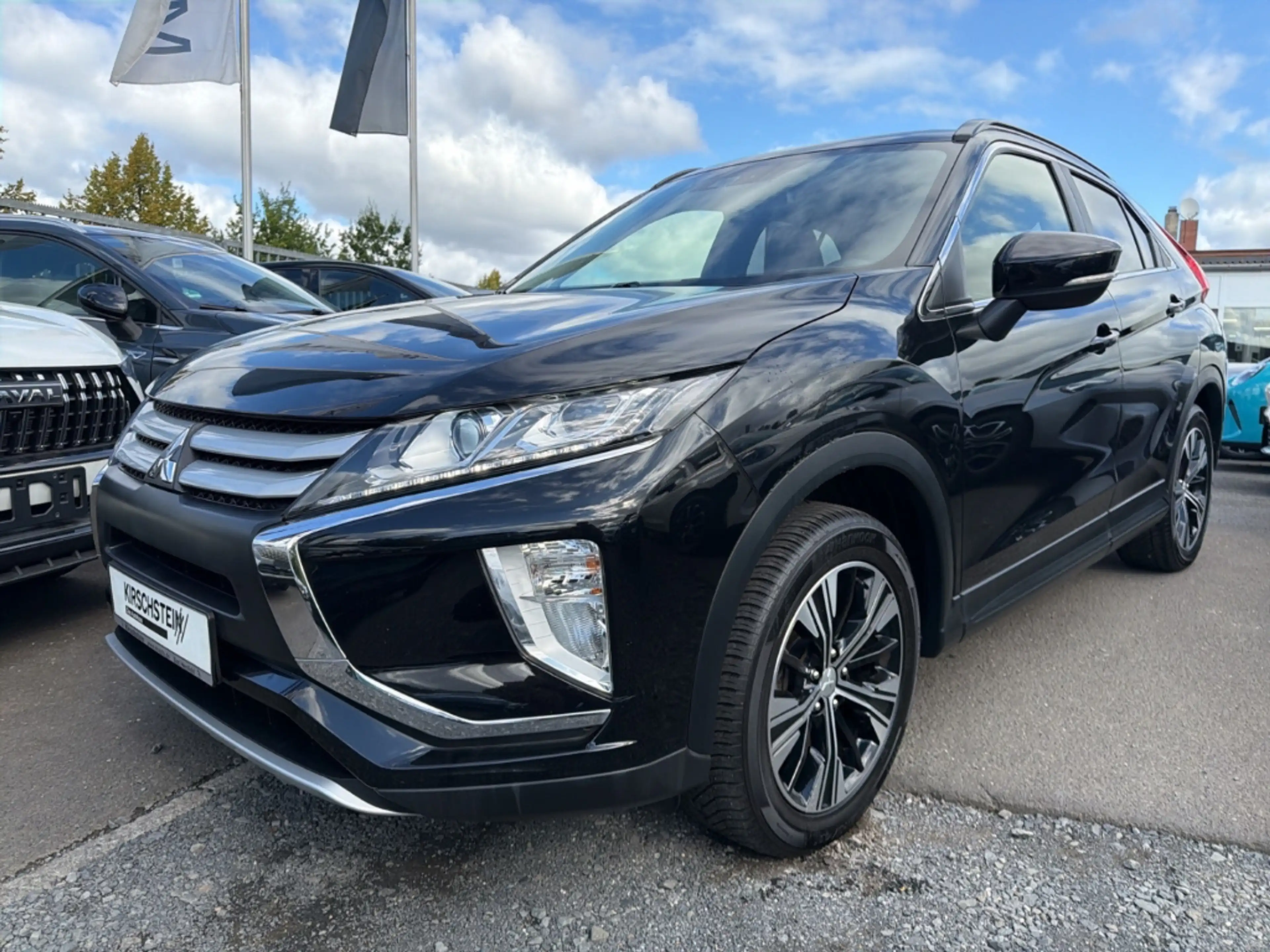 Mitsubishi Eclipse Cross Diamant Edition+ 2WD 1,5 MT App-Navi Kamera — photo 4