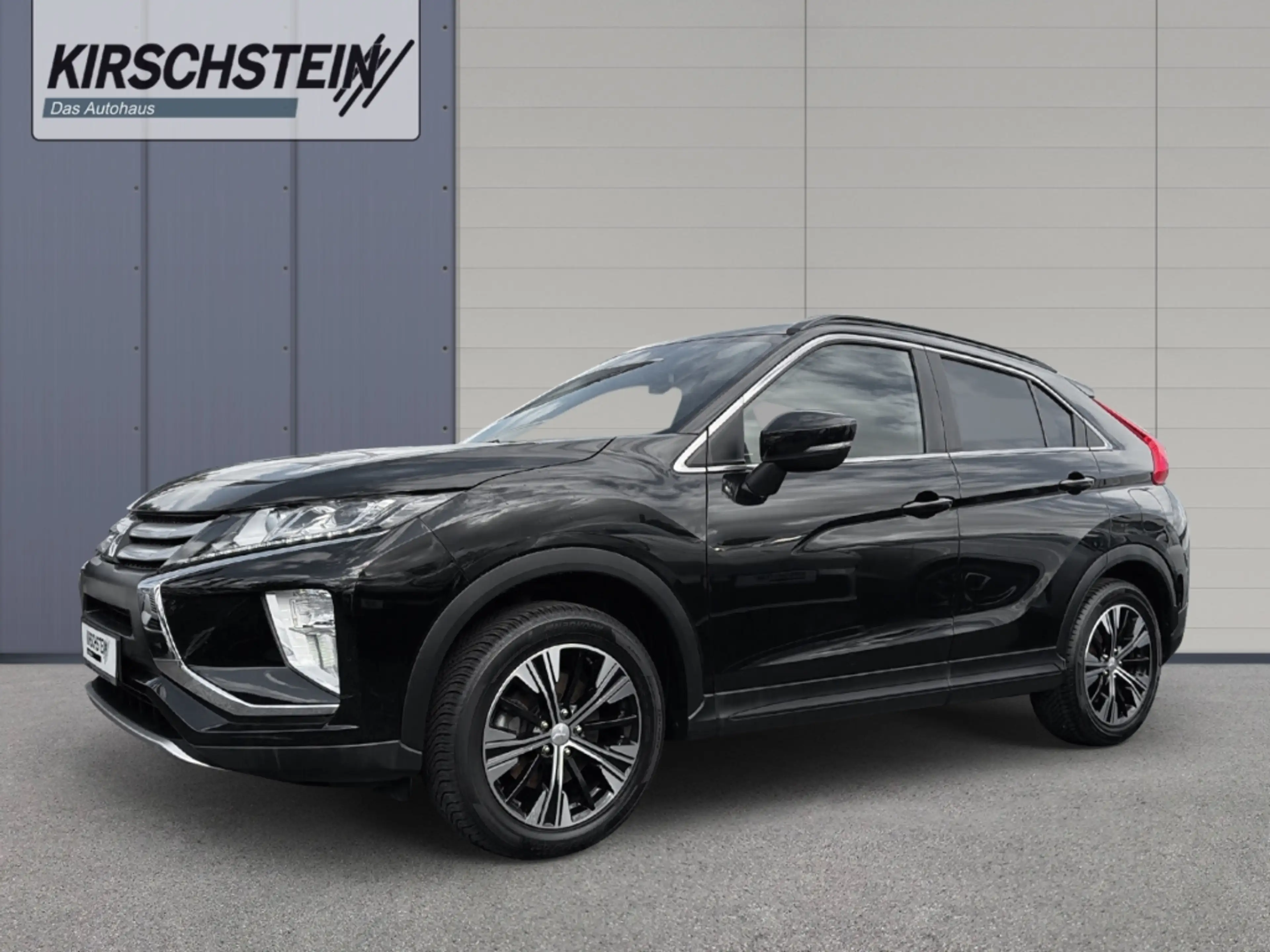 Mitsubishi Eclipse Cross Diamant Edition+ 2WD 1,5 MT App-Navi Kamera — photo 2