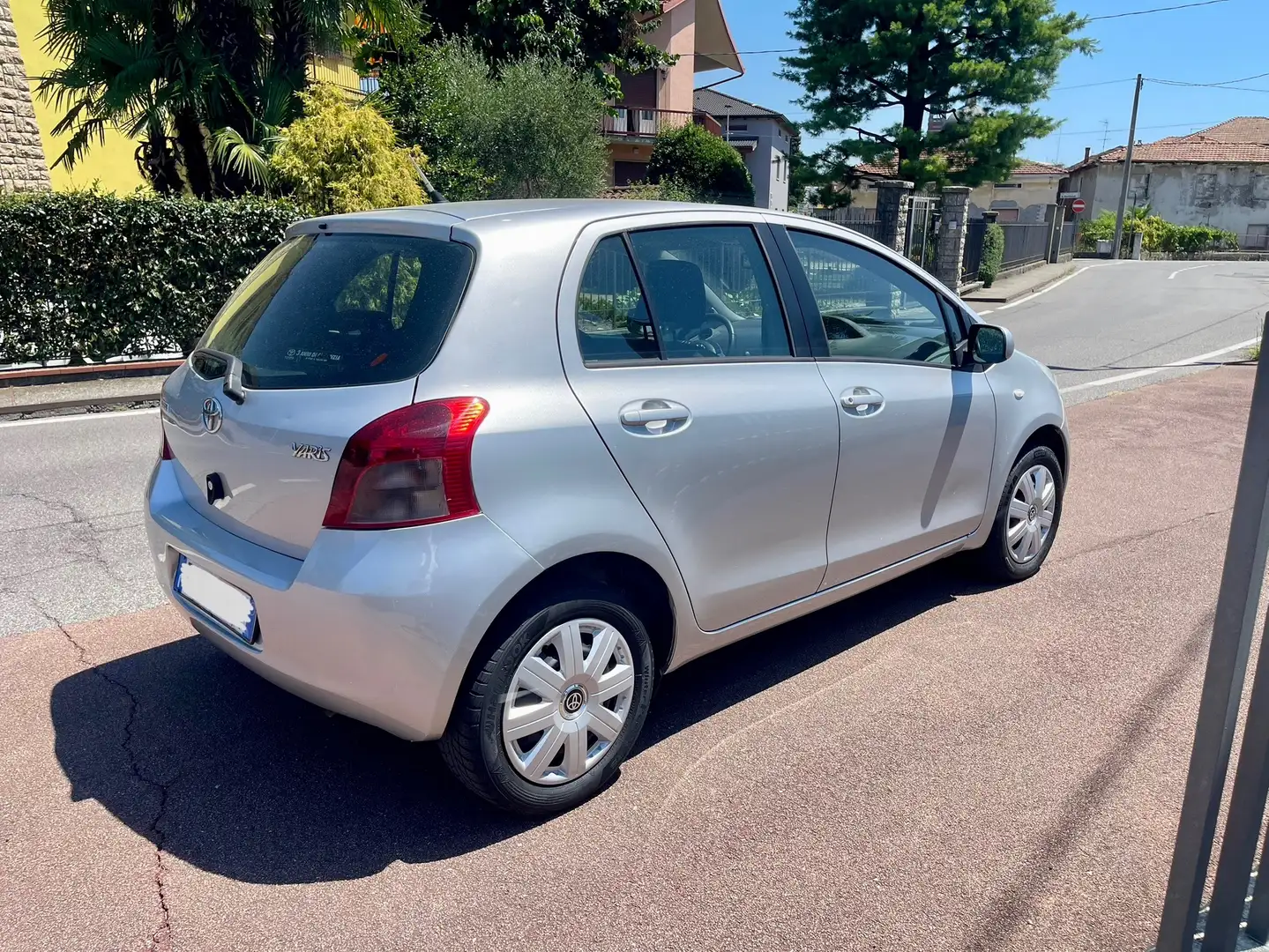 Toyota Yaris 5p 1.0 Now - 2