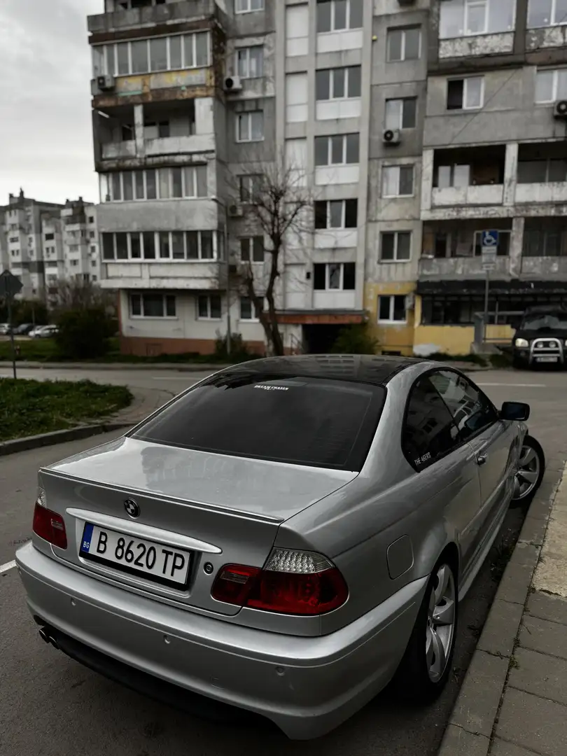 BMW 330 Ci - 1