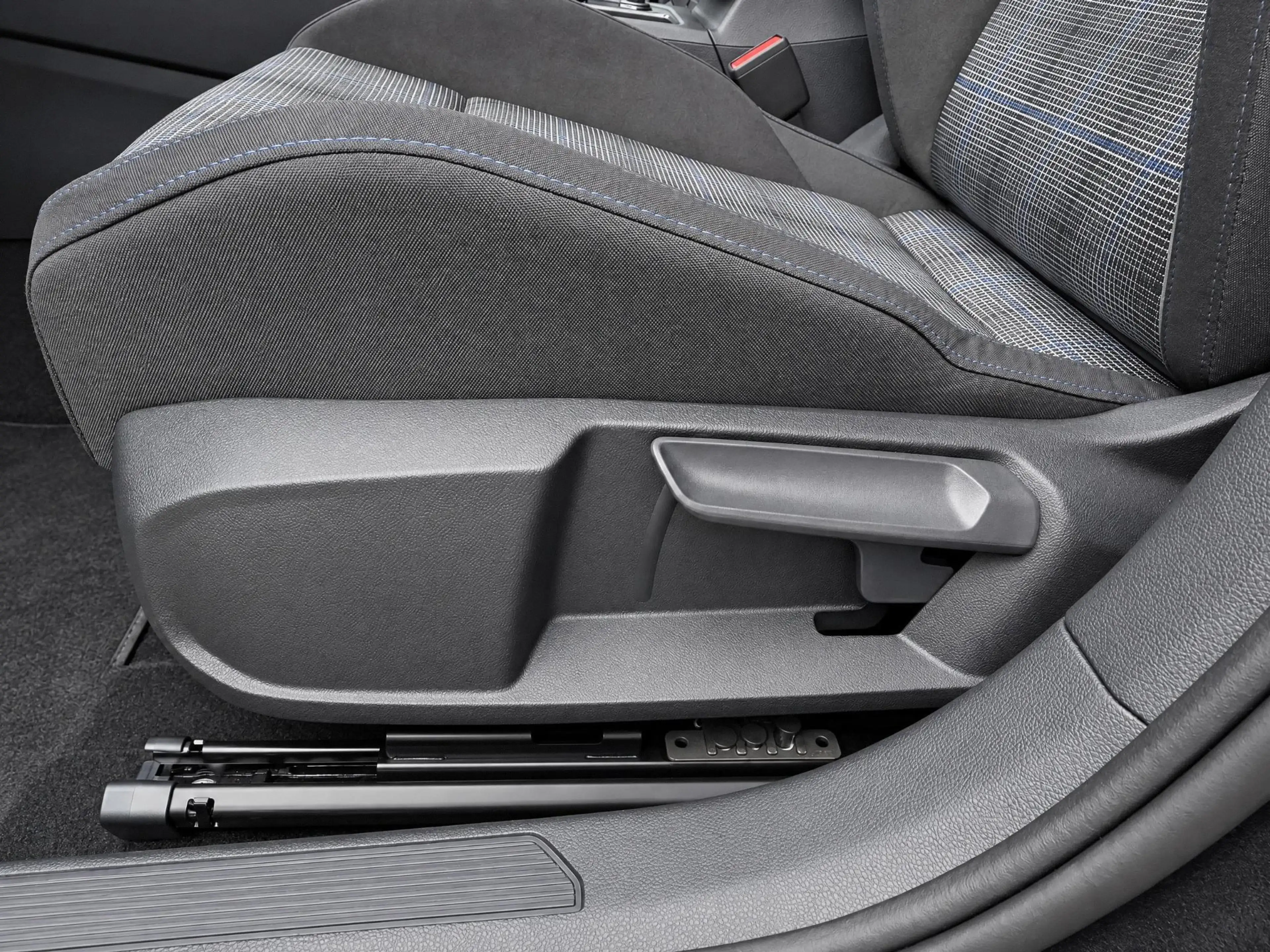 Volkswagen Golf GTE 1.5 272pk DSG eHybrid · Panoramadak · Camera · Ala — photo 14
