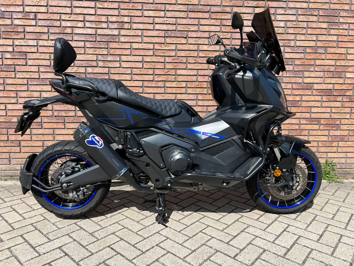 Honda NC 750 Scooter X-ADV Custom Zwart/blauw Termignoni vol op - 1