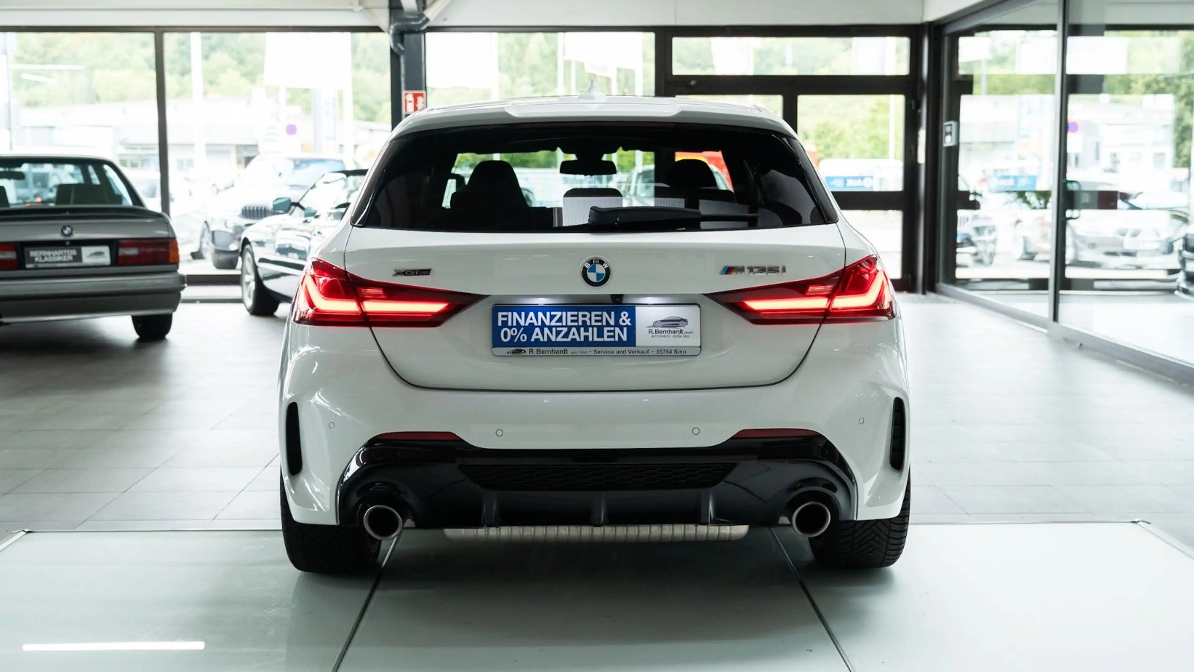 BMW 135 i  xDrive Harm&Kard PanoDach MSitz HeadUp — photo 13