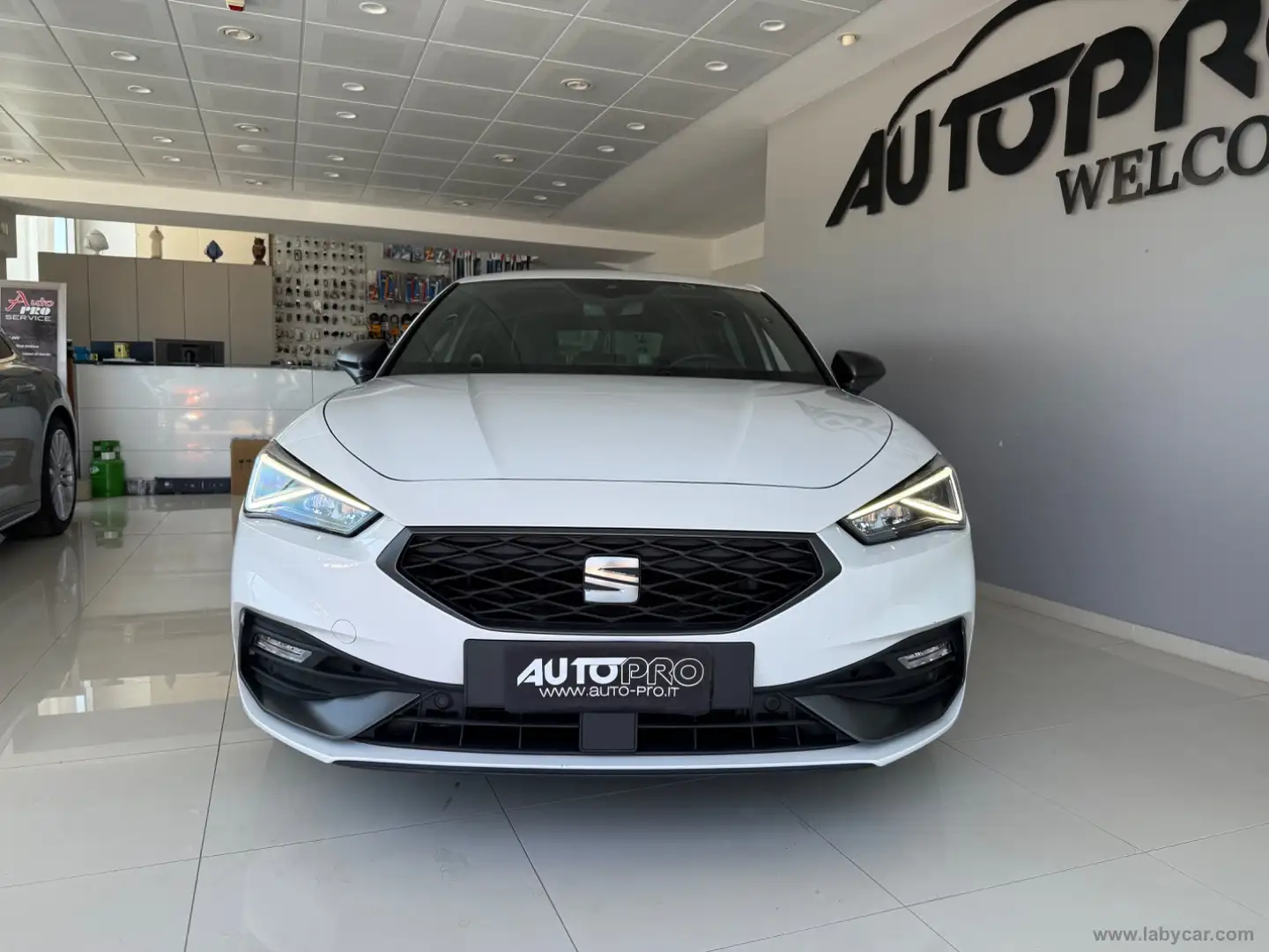 SEAT Leon 2.0 TDI FR Bianco - 1