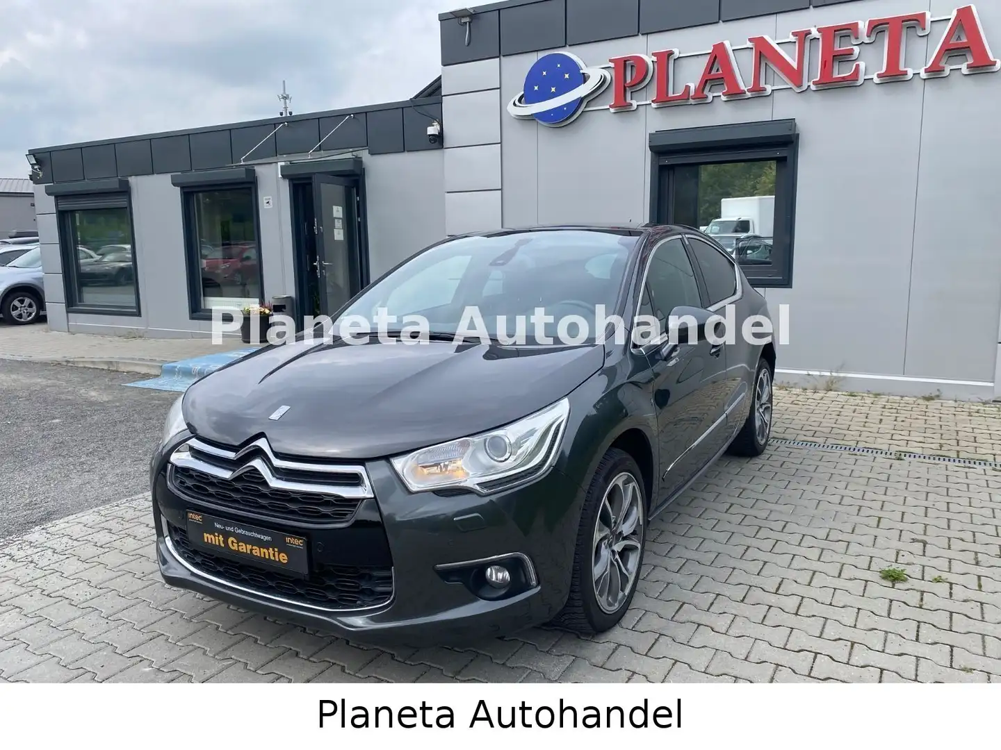 Citroen DS4 THP 200 SportChic*NAVI*XENON*MASSAGE SITZE* Gris - 2