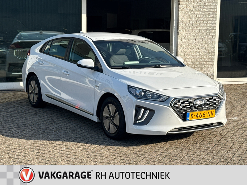 Hyundai IONIQ 1.6 GDi i-Motion — photo 2