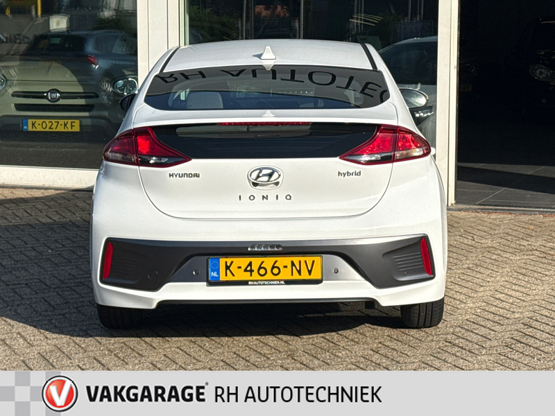 Hyundai IONIQ 1.6 GDi i-Motion — photo 6