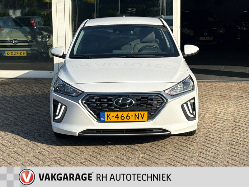 Hyundai IONIQ 1.6 GDi i-Motion — photo 3