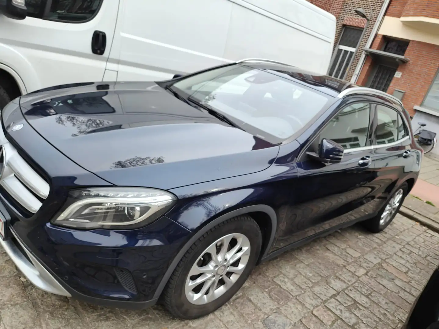 Mercedes-Benz GLA 200 GLA 200 d Peak Edition Bleu - 2