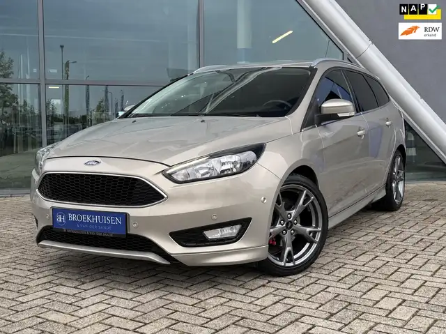 Ford Focus Wagon 1.0 Titanium 125pk Trekhaak / Camera / Cruis