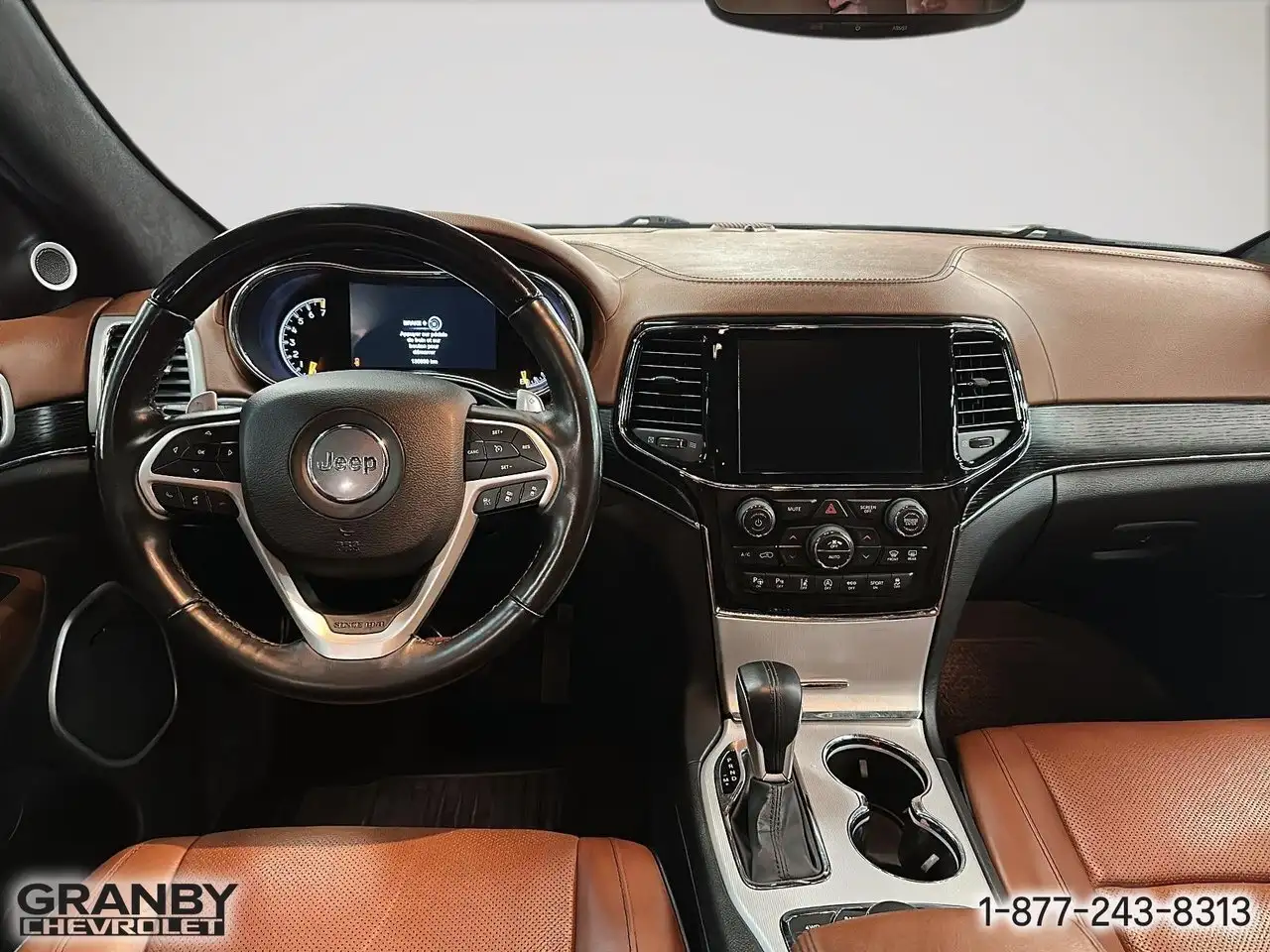 Jeep Grand Cherokee снимка Jeep Grand Cherokee