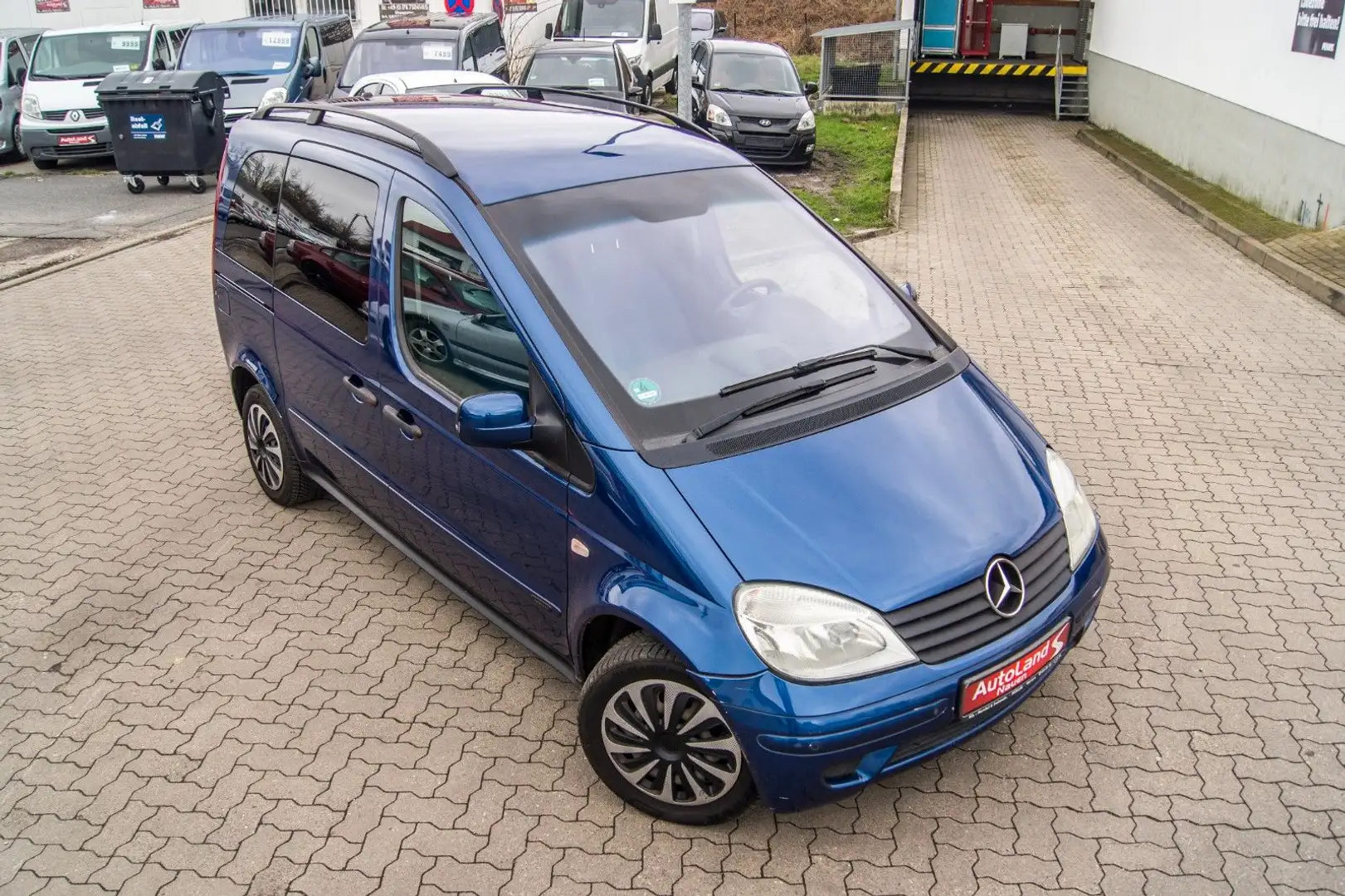 Mercedes-Benz Vaneo 1.9 Ambiente+Klima+Automat+NR72 Azul - 2