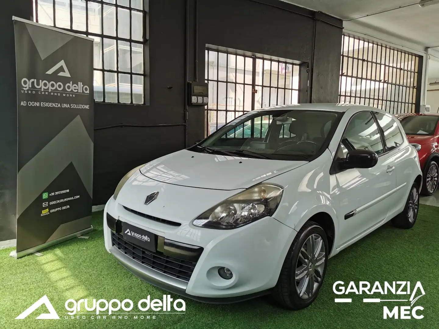 Renault Clio Clio 3p 1.2 tce Luxe 20th 100cv NEOPATENTATI Bianco - 1