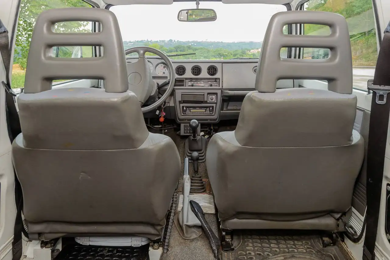 Suzuki Samurai 1.9TD Techo Metálico Lujo, foto 11