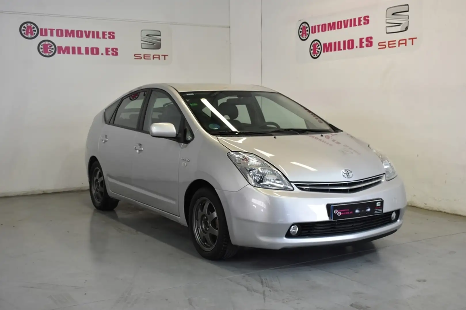 Toyota Prius 1.5 16v VVT-i HSD Sol Plateado - 1