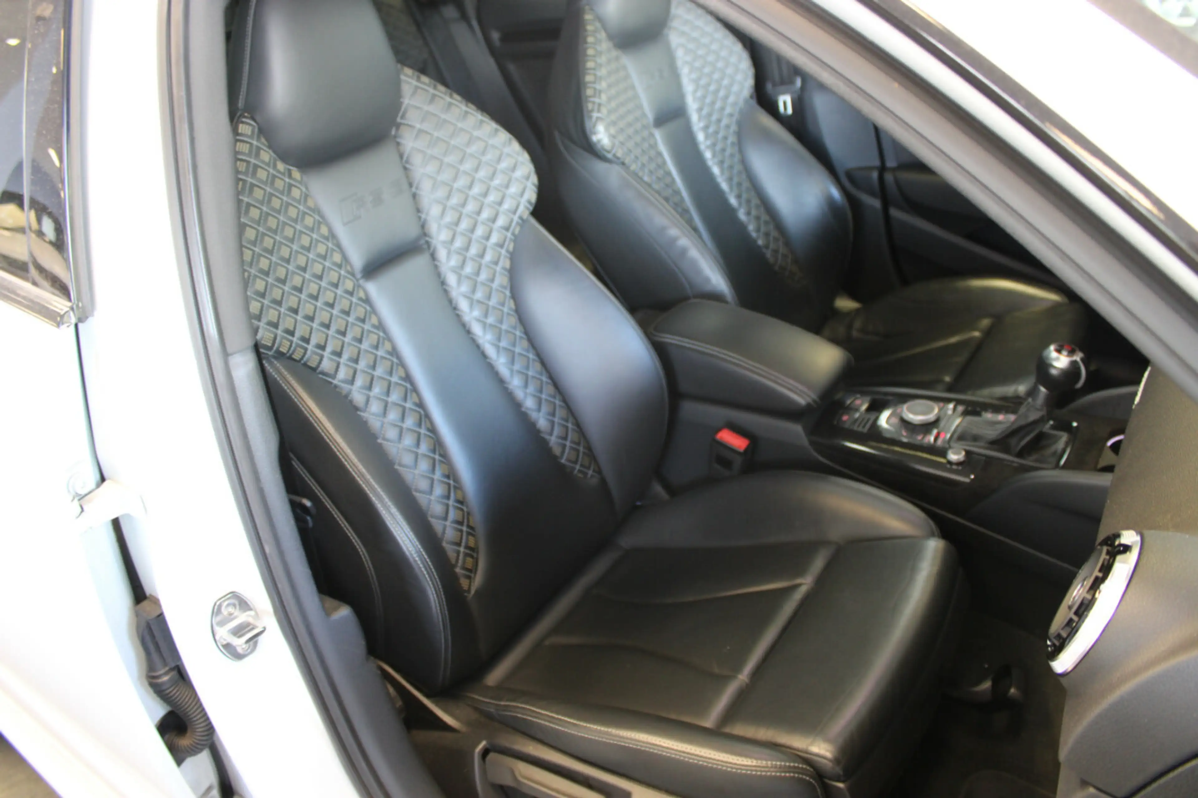 Audi RS3 2.5 TFSI quattro Schale - Panorama — photo 10