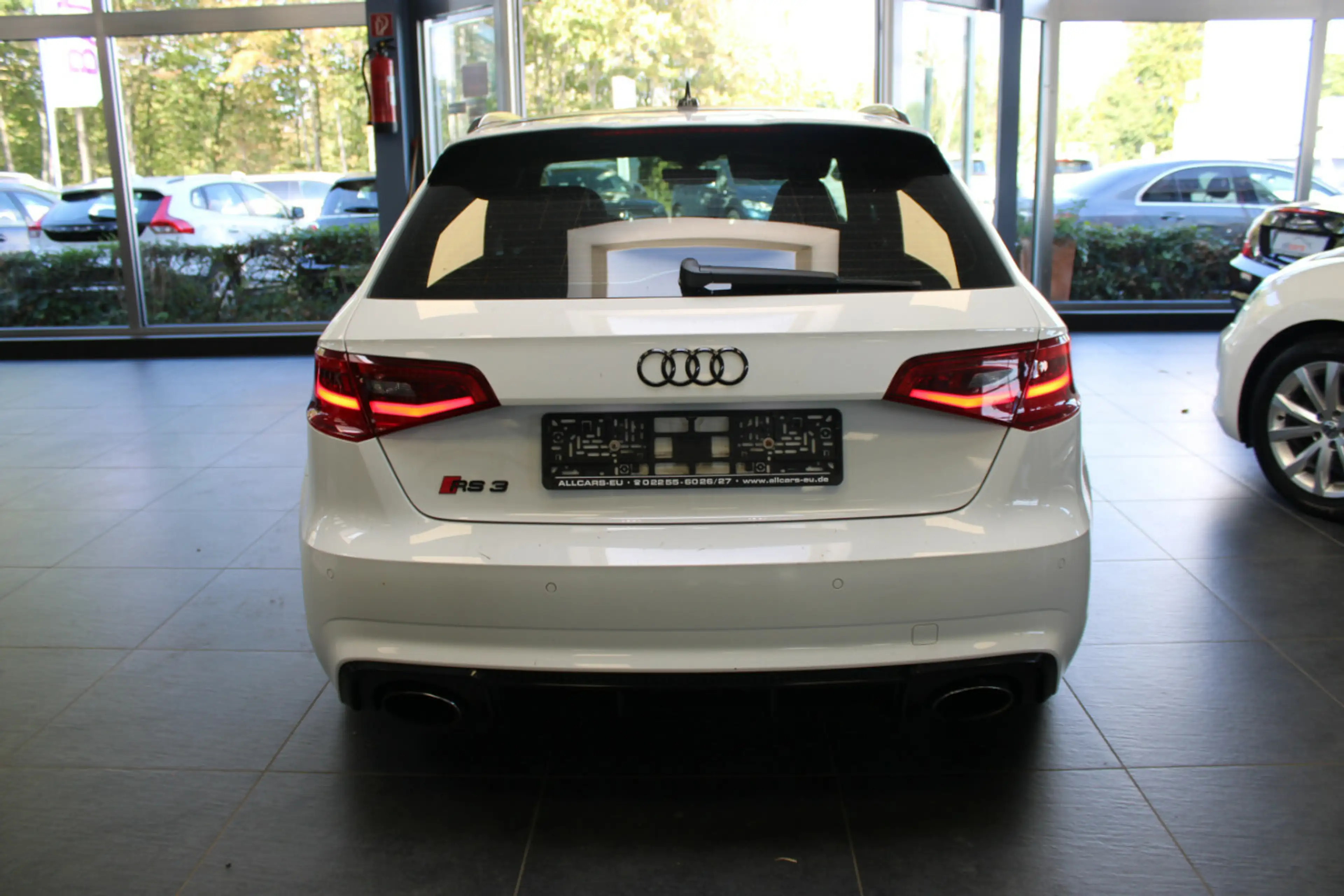 Audi RS3 2.5 TFSI quattro Schale - Panorama — photo 5