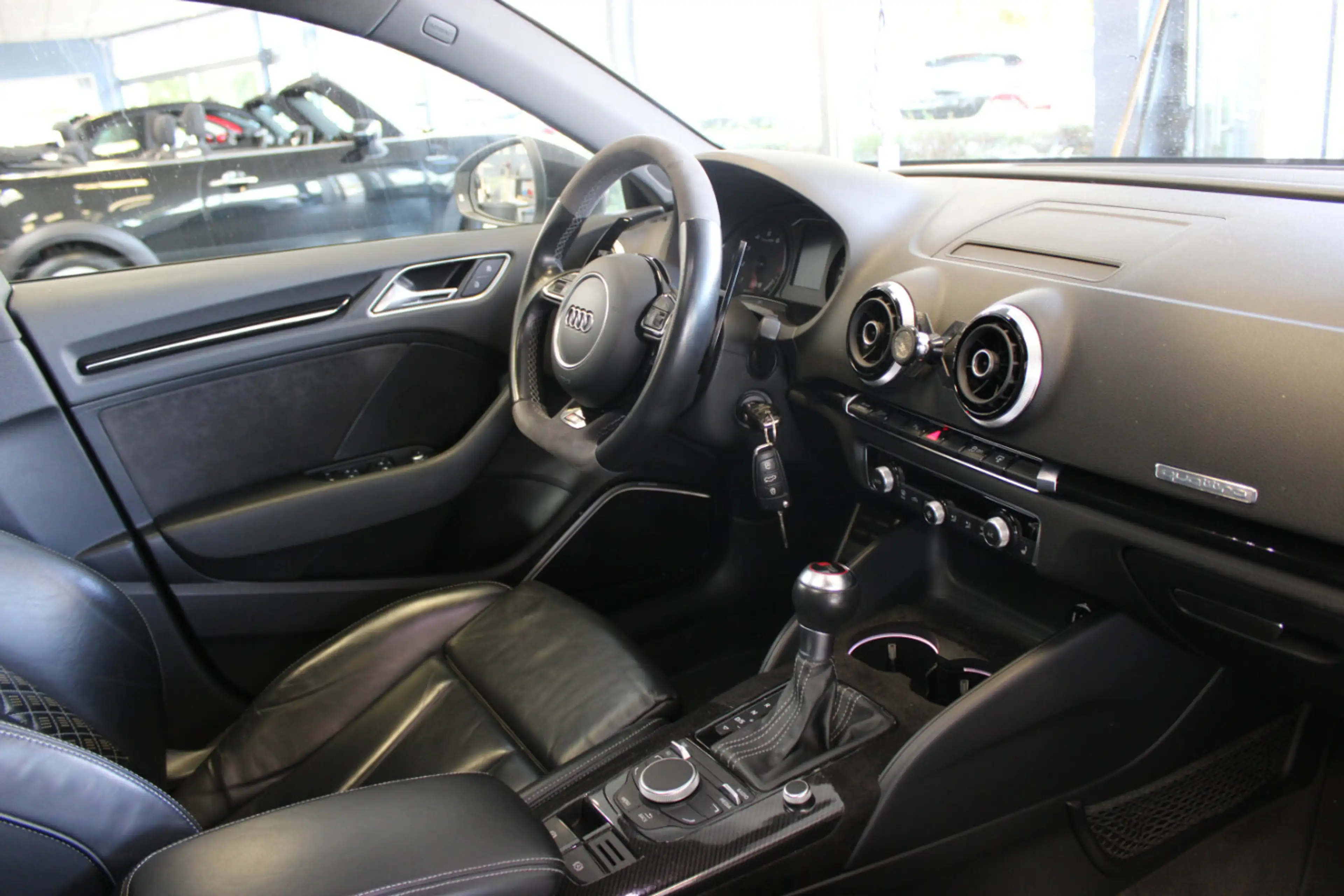 Audi RS3 2.5 TFSI quattro Schale - Panorama — photo 7