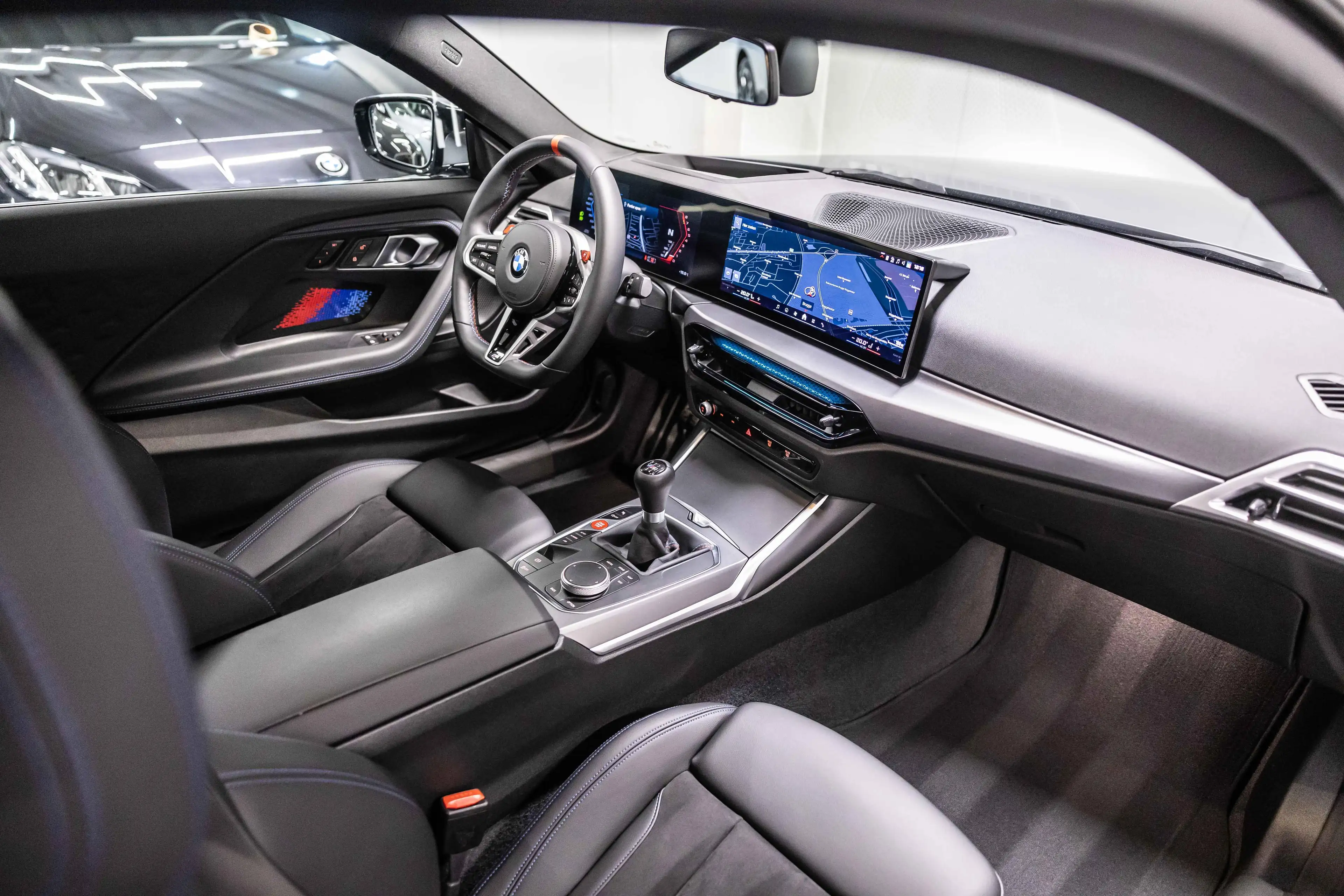 BMW M2 MANUAL — photo 10