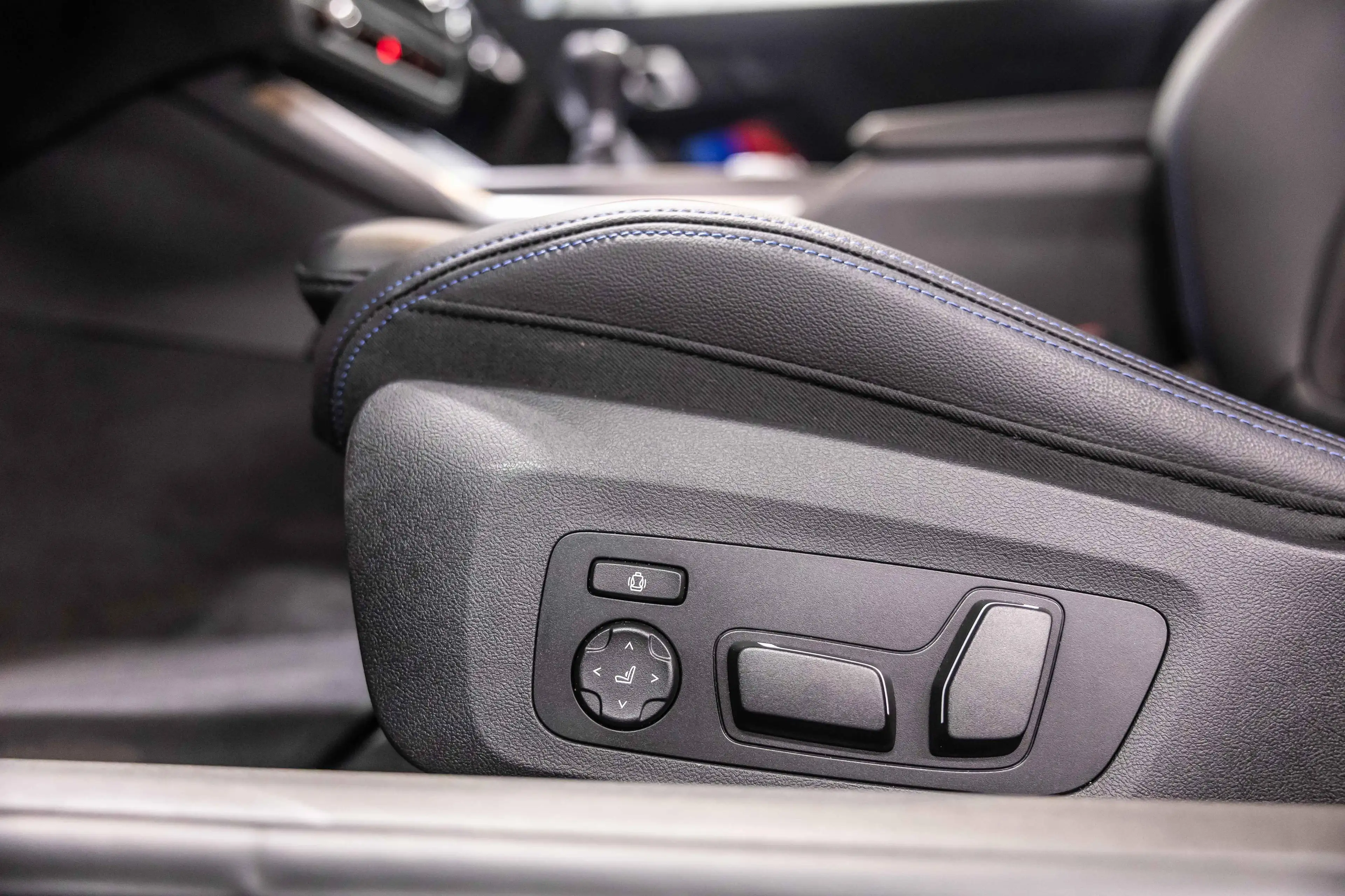 BMW M2 MANUAL — photo 13
