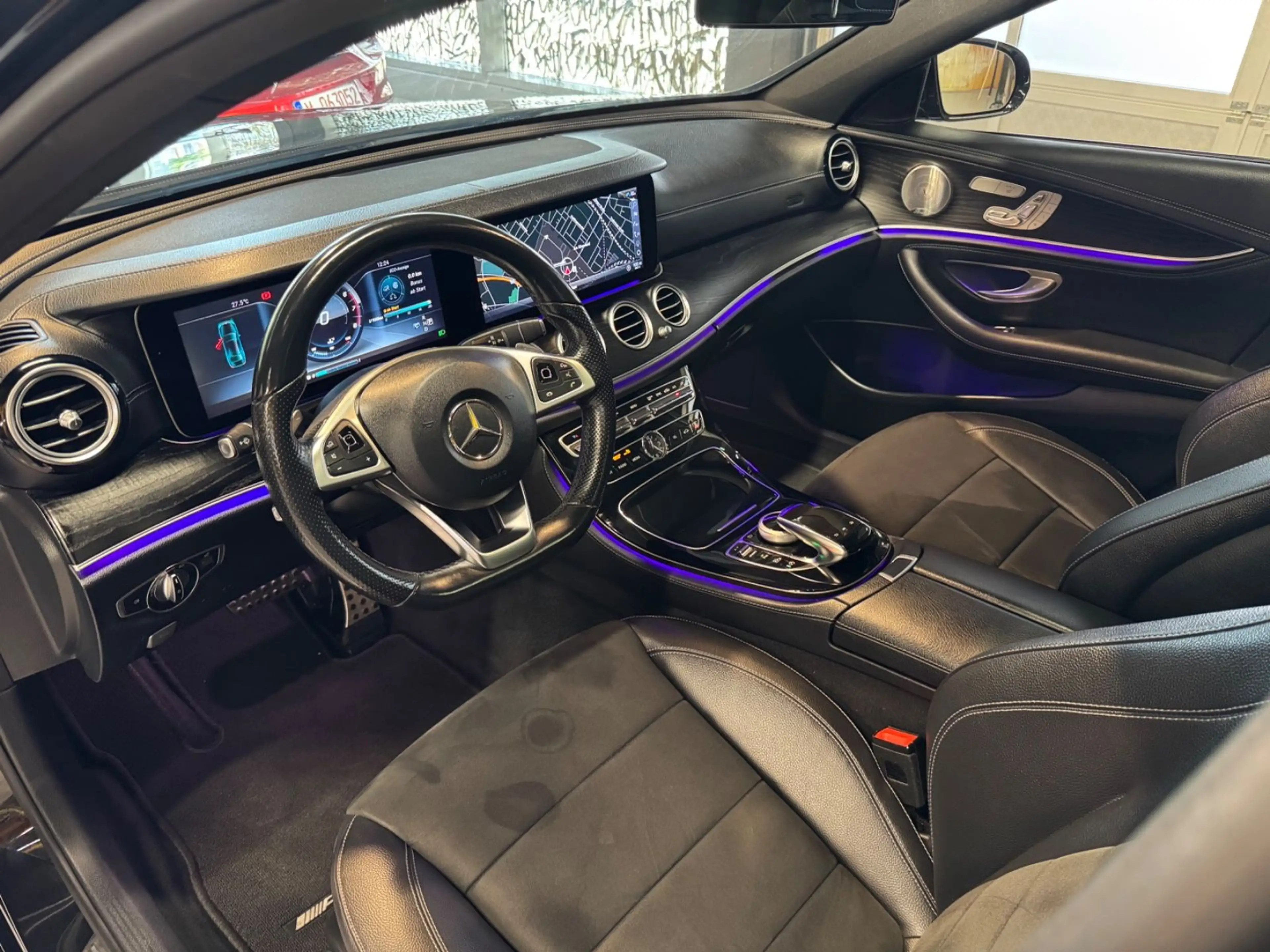 Mercedes-Benz E 400 4M AMG Line LED~WIDESCREEN~PANO~BURMESTER — photo 15