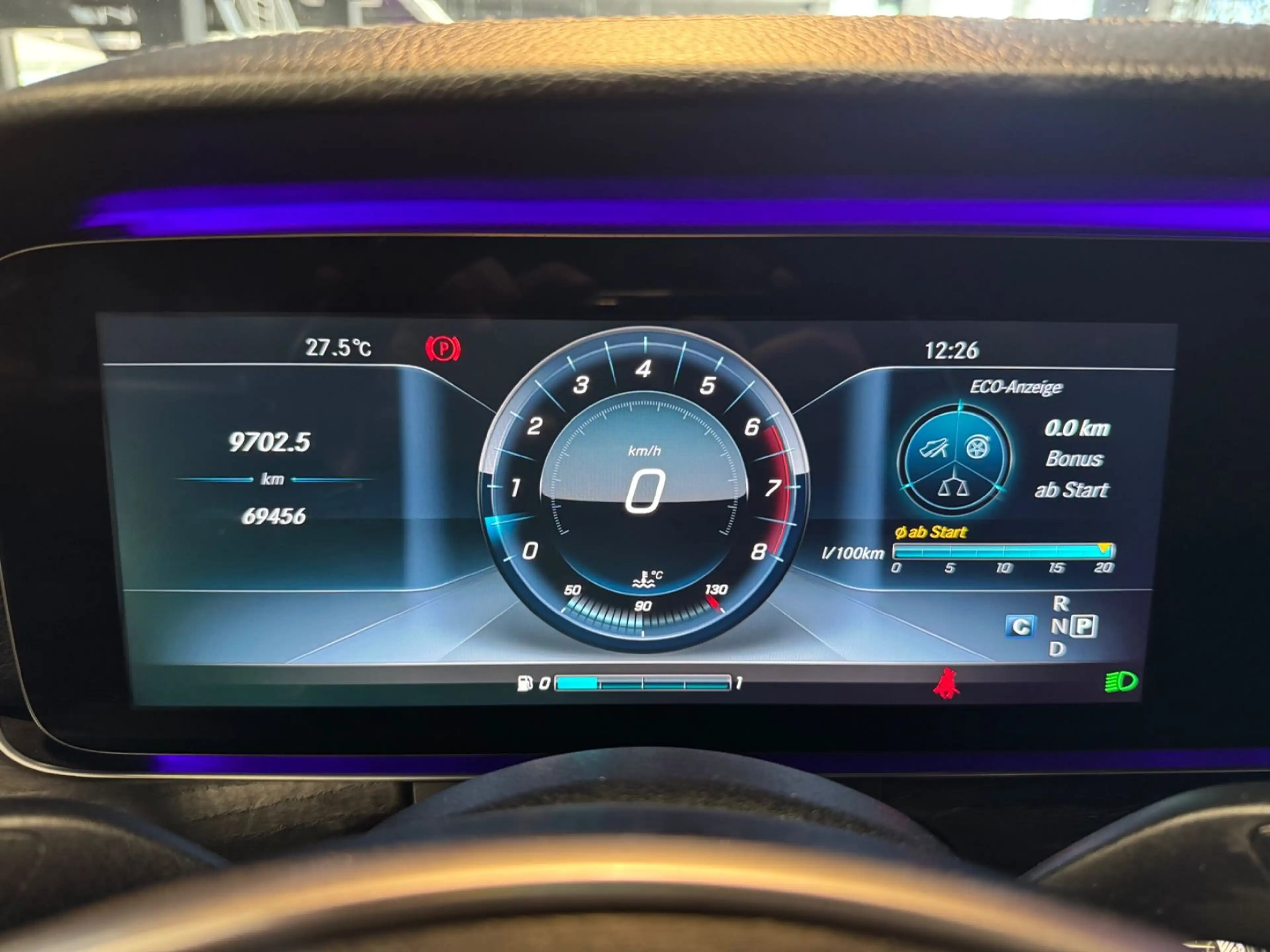 Mercedes-Benz E 400 4M AMG Line LED~WIDESCREEN~PANO~BURMESTER — photo 17