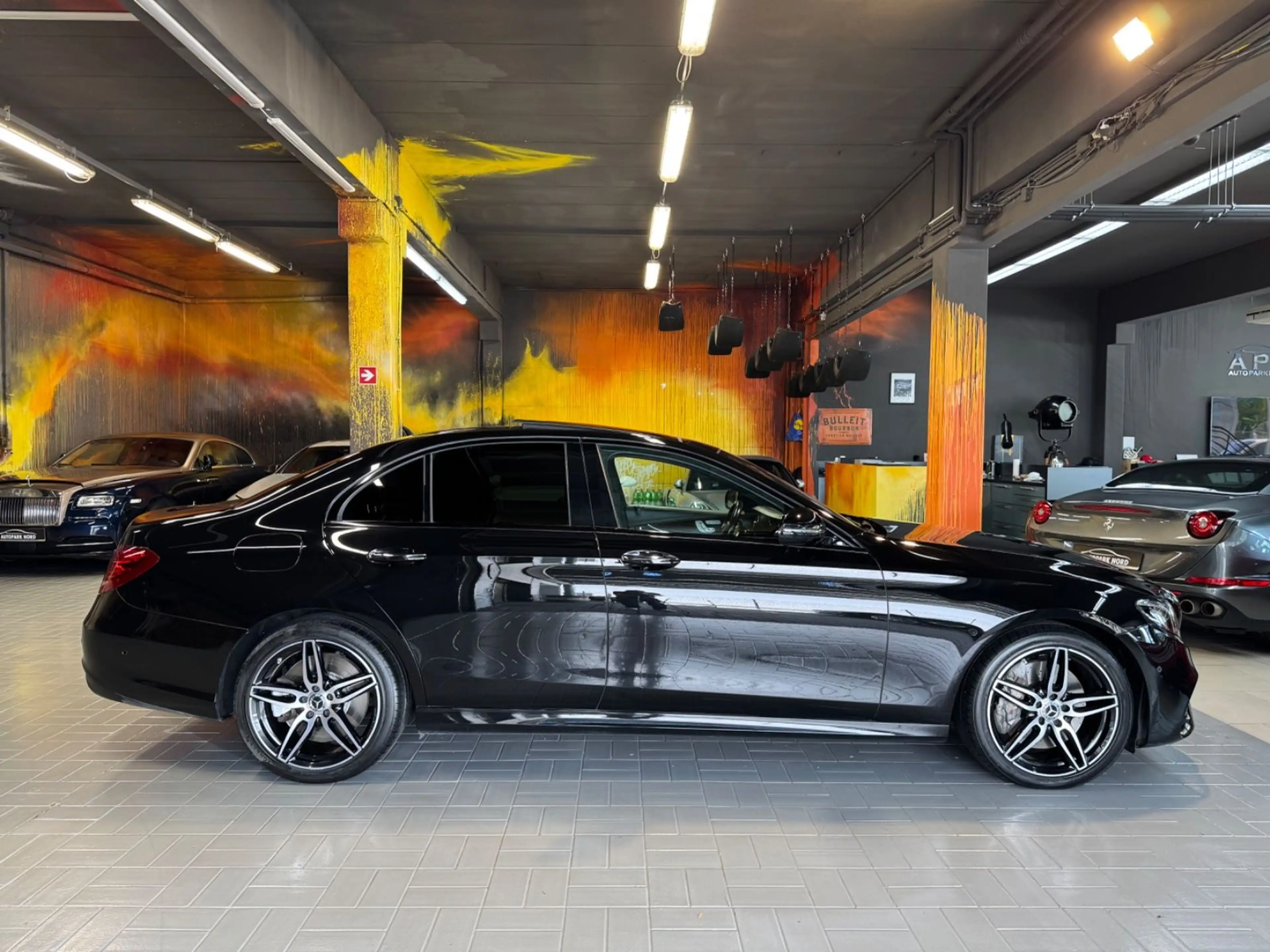 Mercedes-Benz E 400 4M AMG Line LED~WIDESCREEN~PANO~BURMESTER — photo 8
