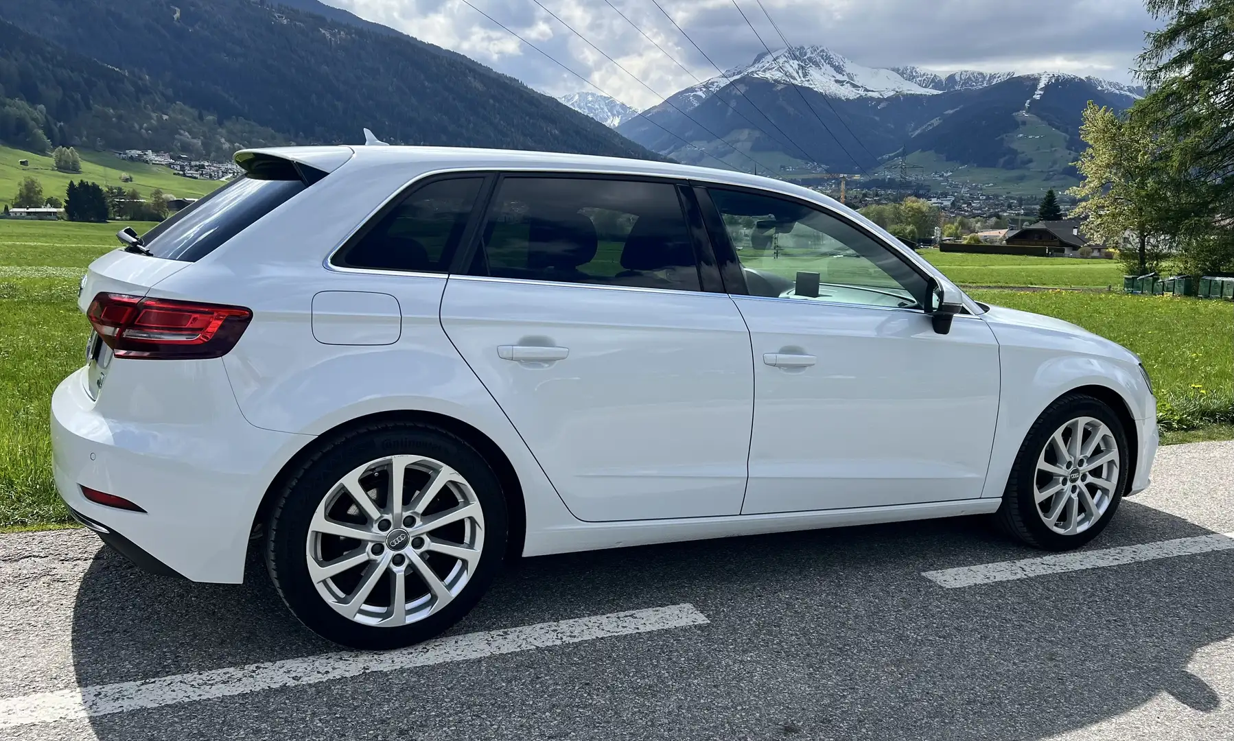 Audi A3 SB 2,0 TDI Quattro intense Weiß - 1