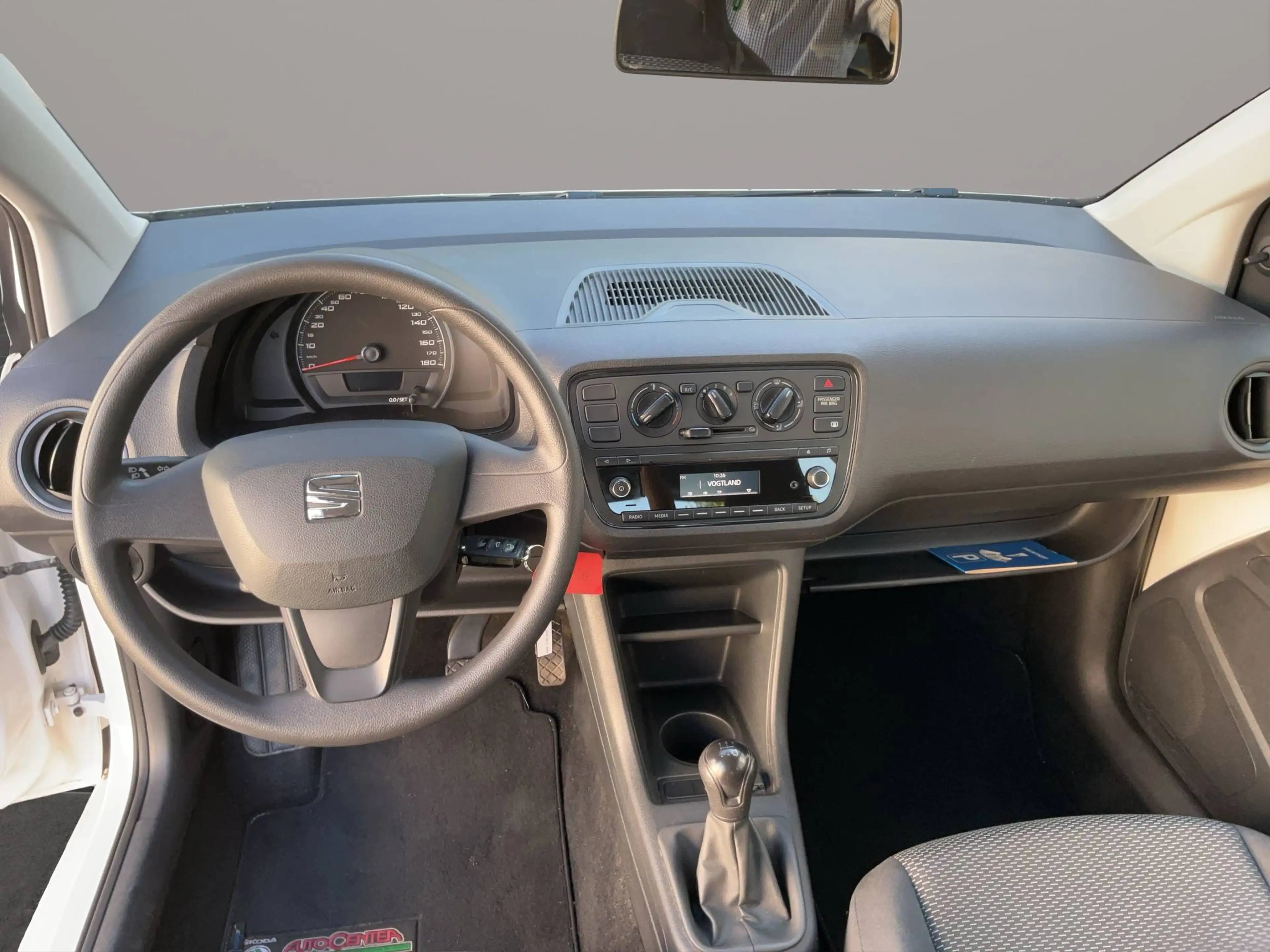 SEAT Mii Reference 1.0MPI 44kW — photo 11
