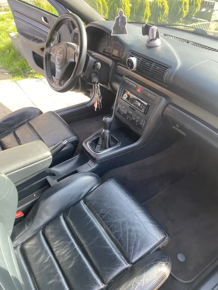 Audi A4 1.8 5V Turbo Advance, foto 2