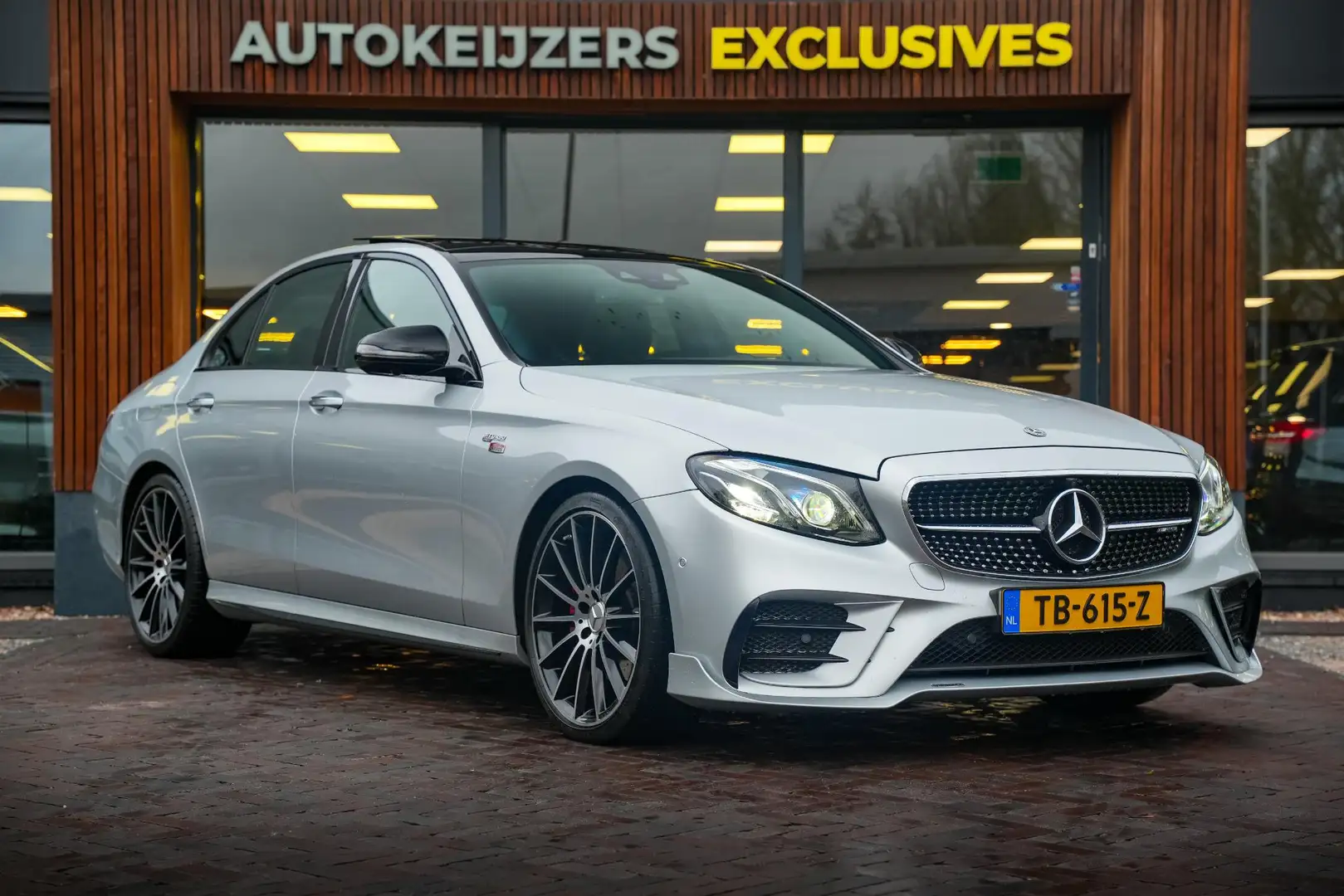Mercedes-Benz E 43 AMG 4Matic BRABUS Panoramadak Burmester 3D Widescreen Gris - 1
