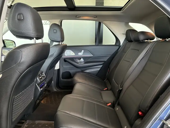 Mercedes-Benz GLE 2024, foto 22