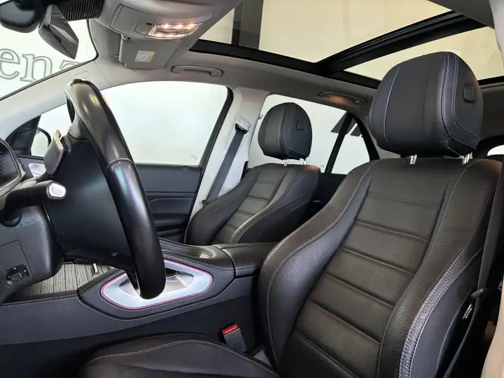 Mercedes-Benz GLE 2024, foto 16