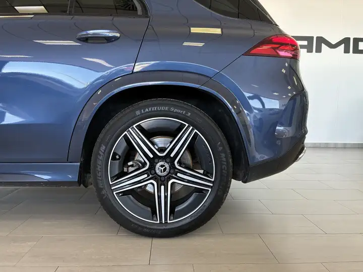 Mercedes-Benz GLE 2024, foto 7