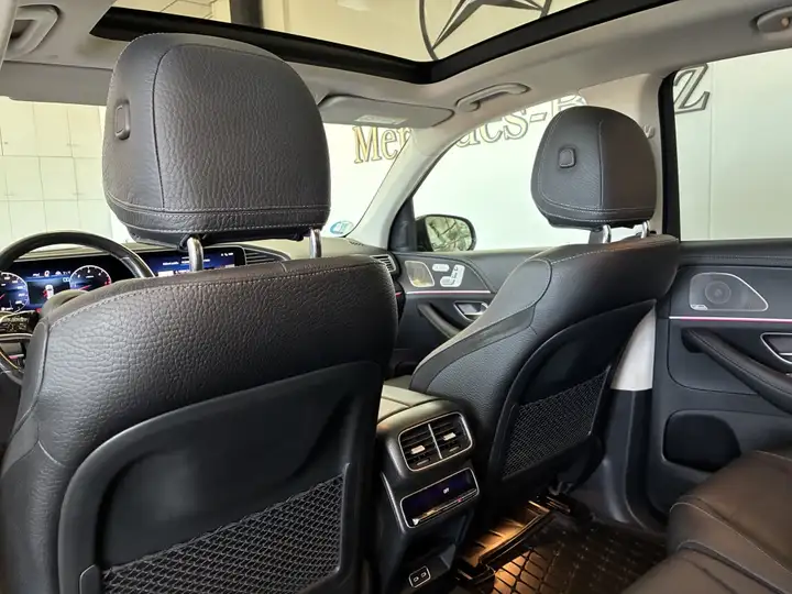 Mercedes-Benz GLE 2024, foto 24
