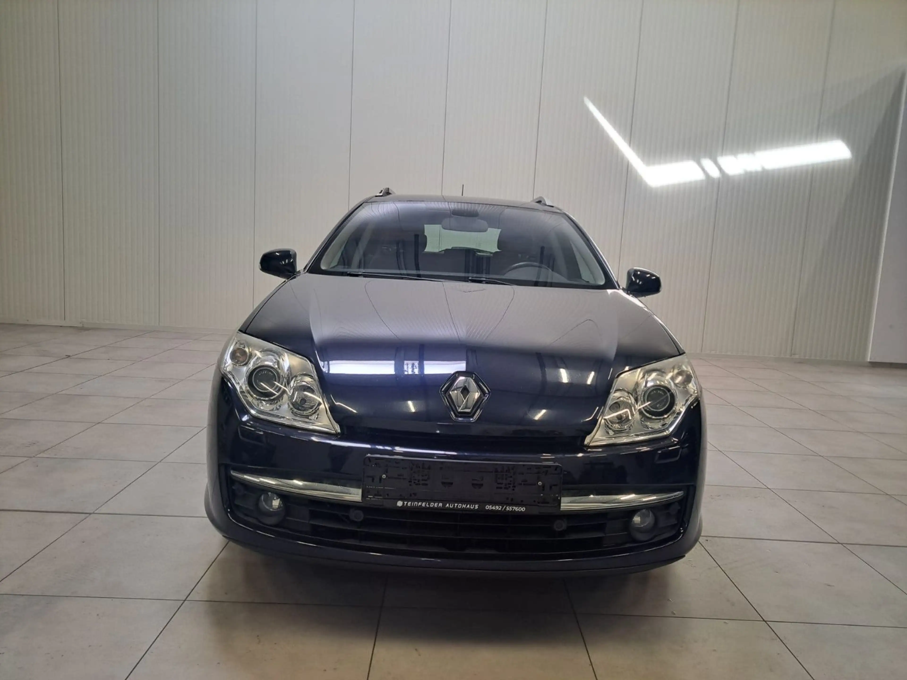 Renault Laguna III 1.2 / NAVI / XENON / KLIMA — photo 2