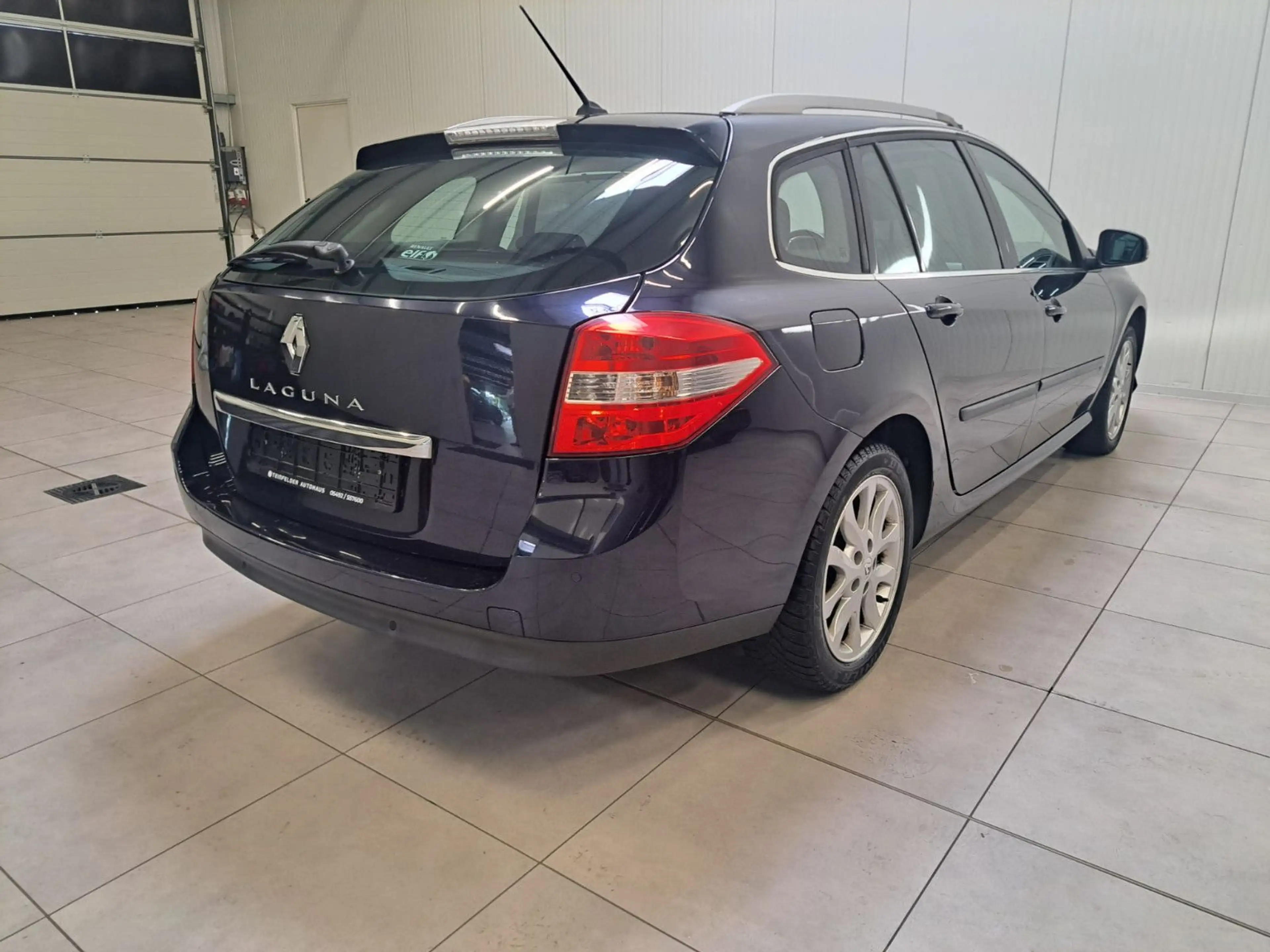 Renault Laguna III 1.2 / NAVI / XENON / KLIMA — photo 7