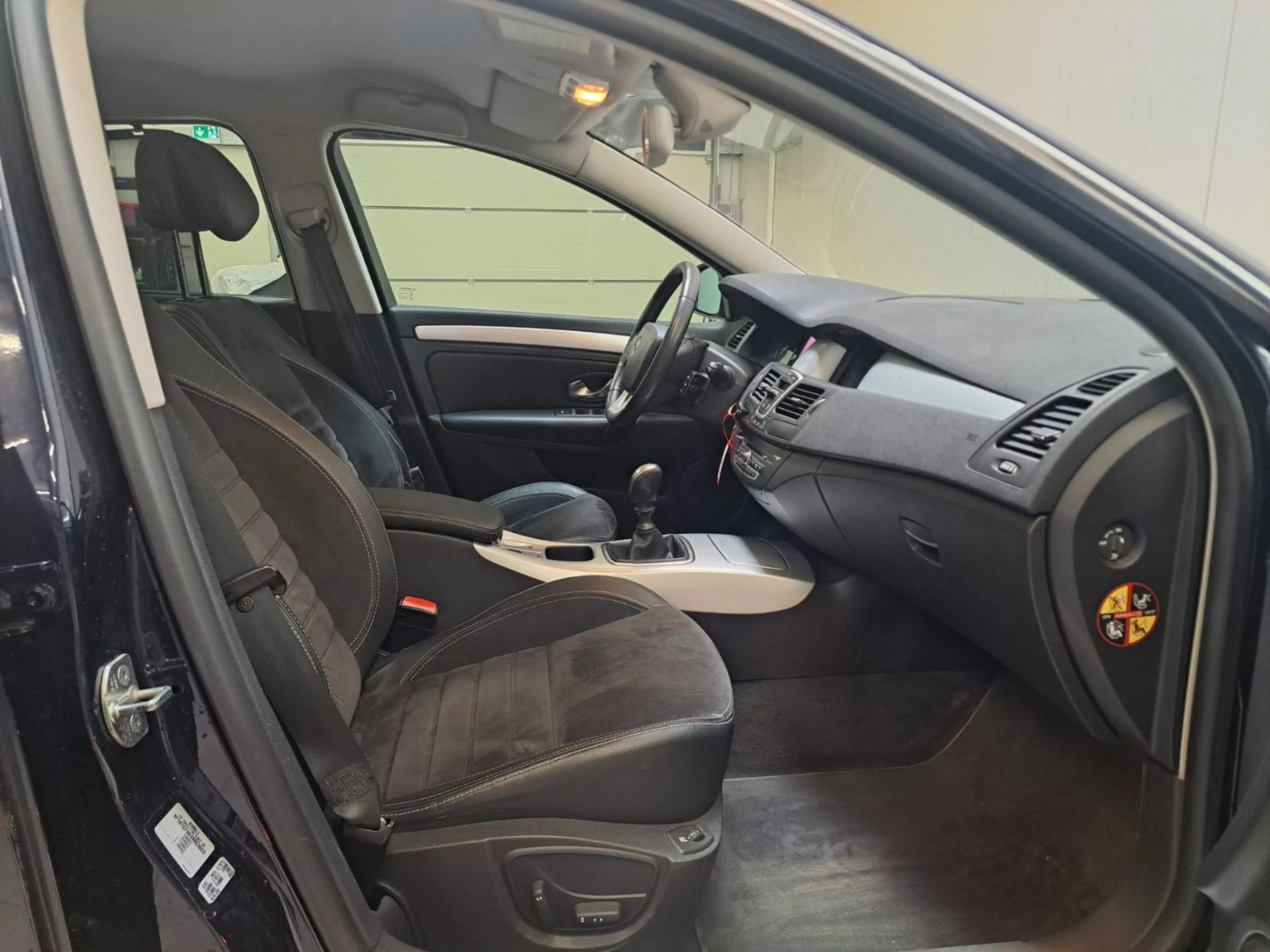 Renault Laguna III 1.2 / NAVI / XENON / KLIMA — photo 13