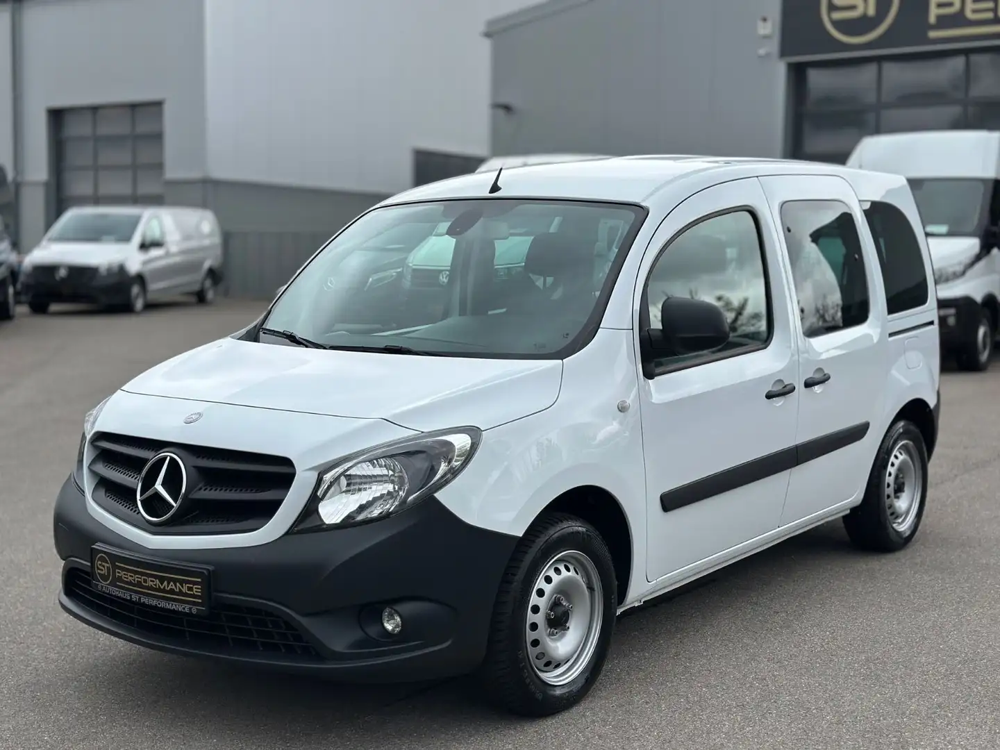 Mercedes-Benz Citan 109 CDI Tourer LANG KLIMA 1HAND KAMERA EU6 Weiß - 1