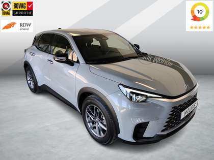 Lexus LBX Business Line, safety pack.