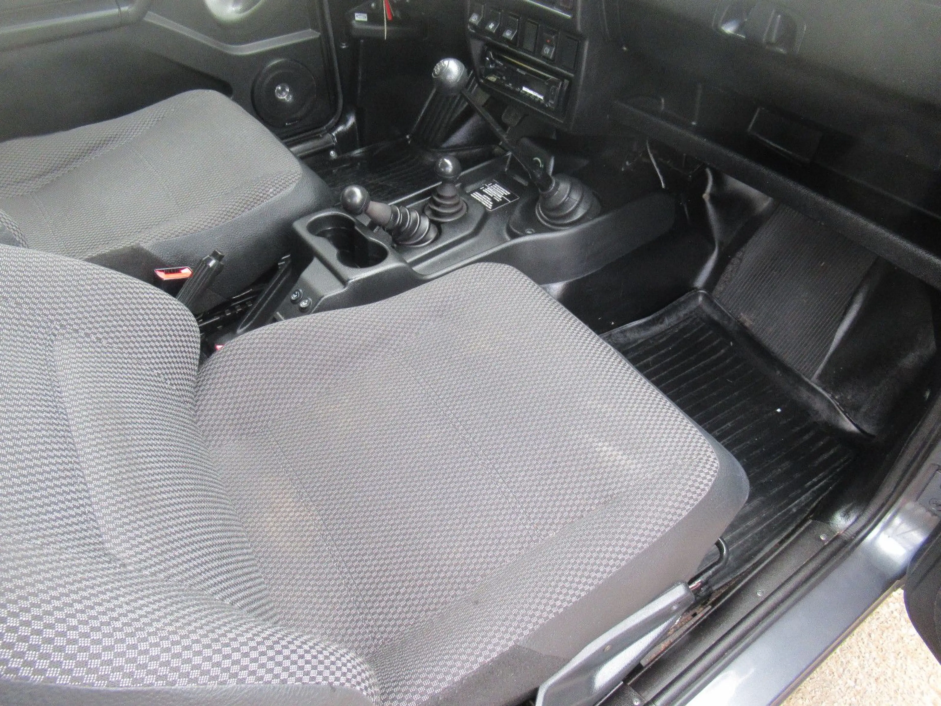 Lada Niva 4x4 AHK RADIO SHZG v. VERTRAGSHÄNDLER — photo 13