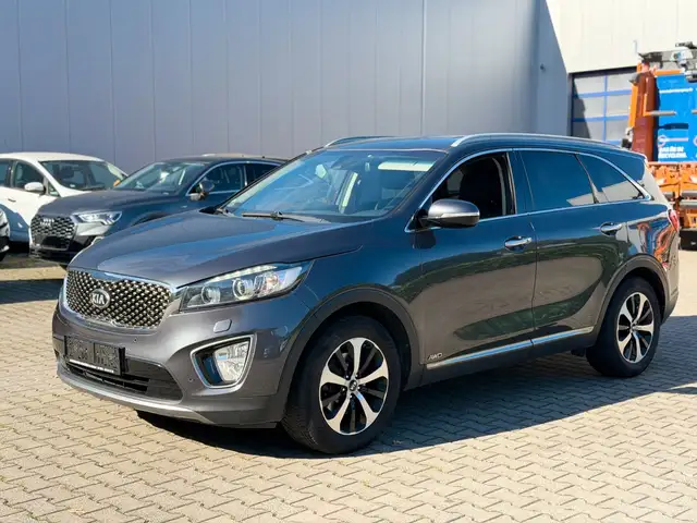 Kia Sorento Spirit 4WD *7 Sitzer *KeyL*Kamera*Xenon*