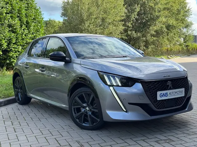 Peugeot 208 view 18