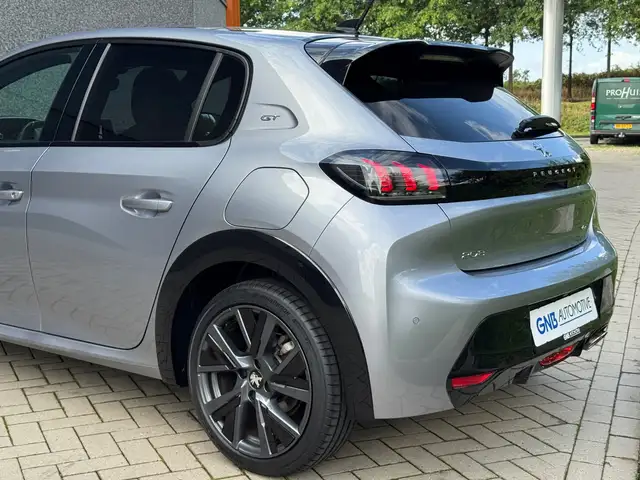 Peugeot 208 view 24