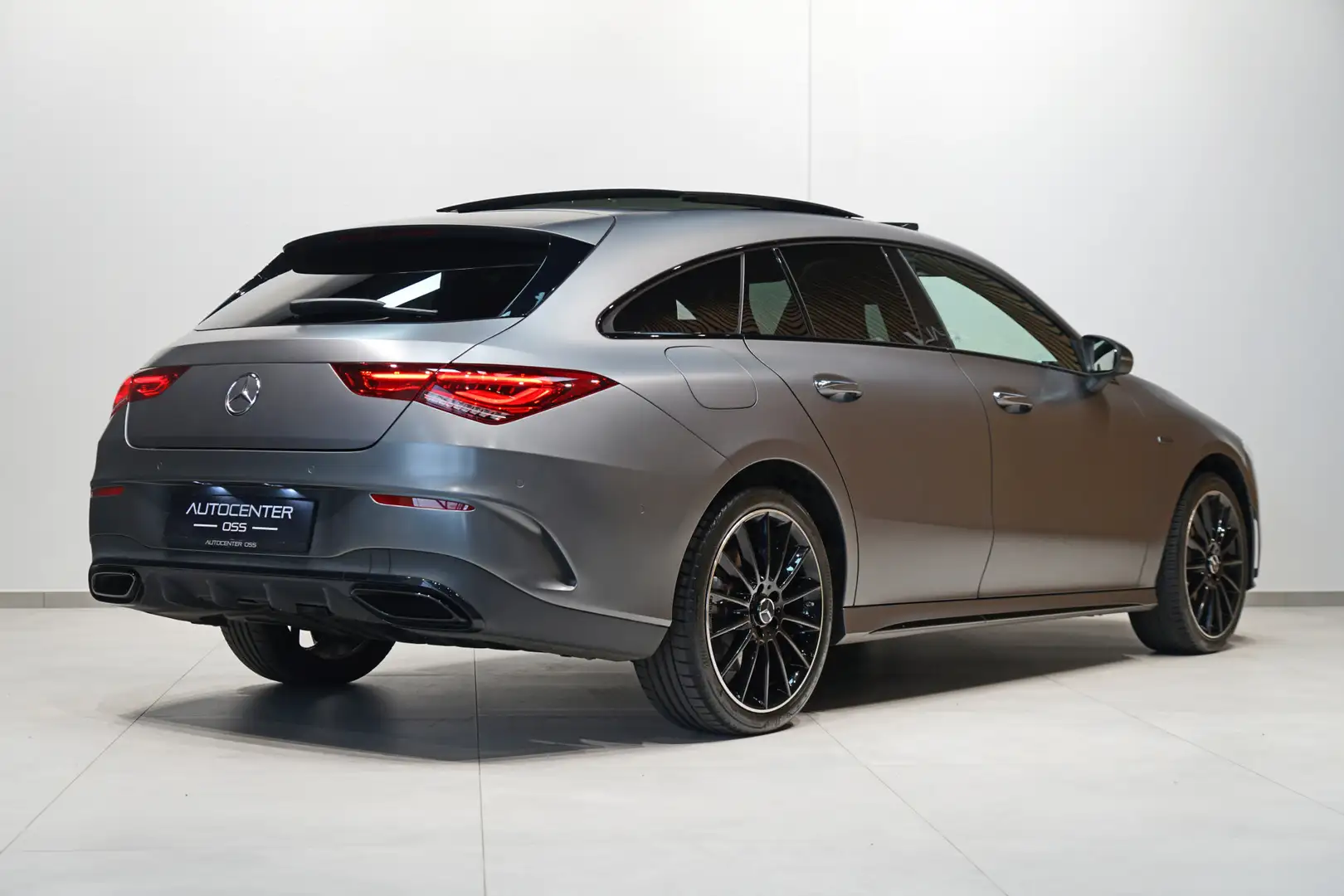 Mercedes-Benz CLA 250 Shooting Brake e AMG MAGNO ✅ PANO ✅ CAMERA ✅ TREKH Grijs - 2